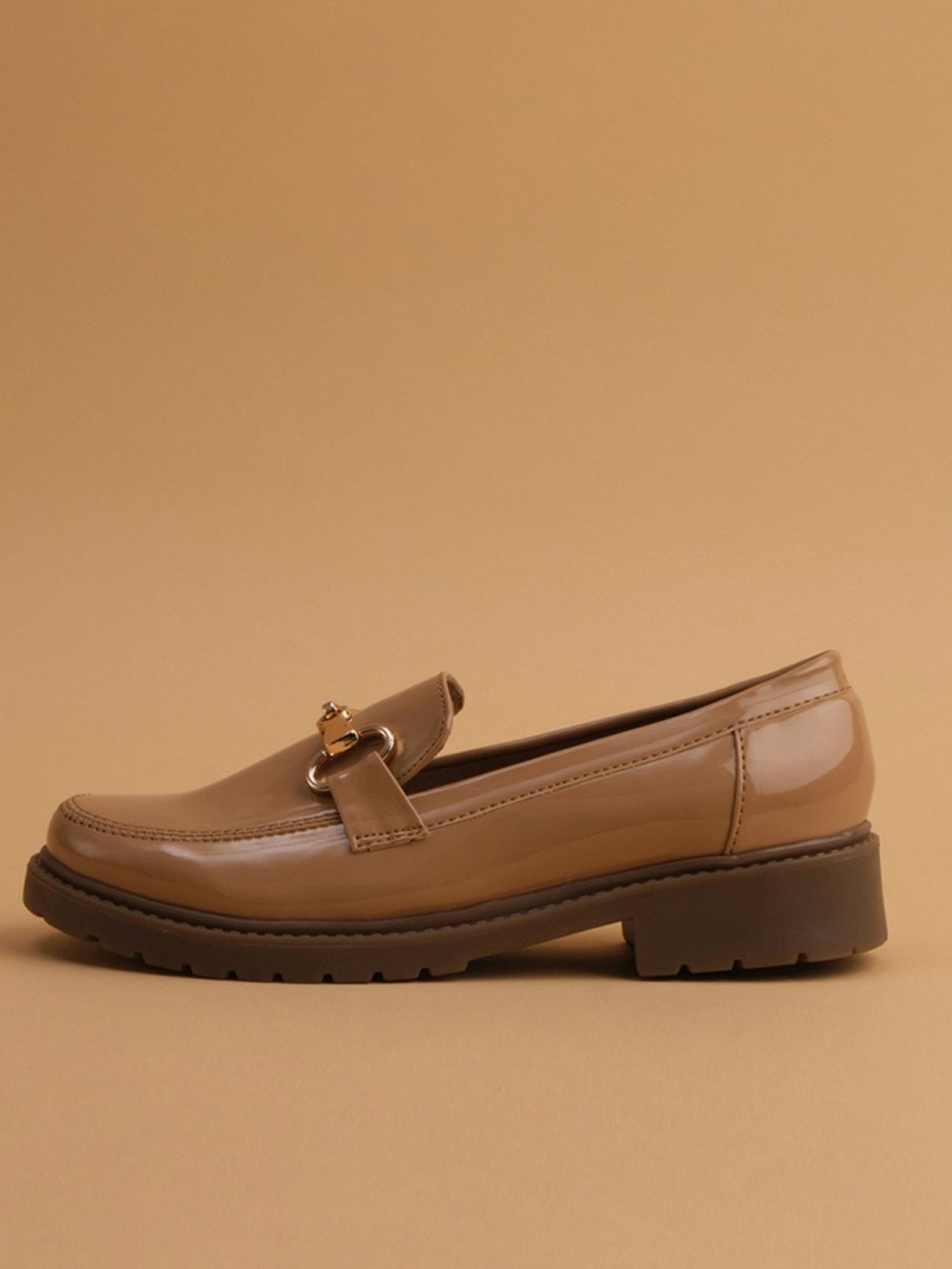 Eridani Women's Micah Beige Loafers