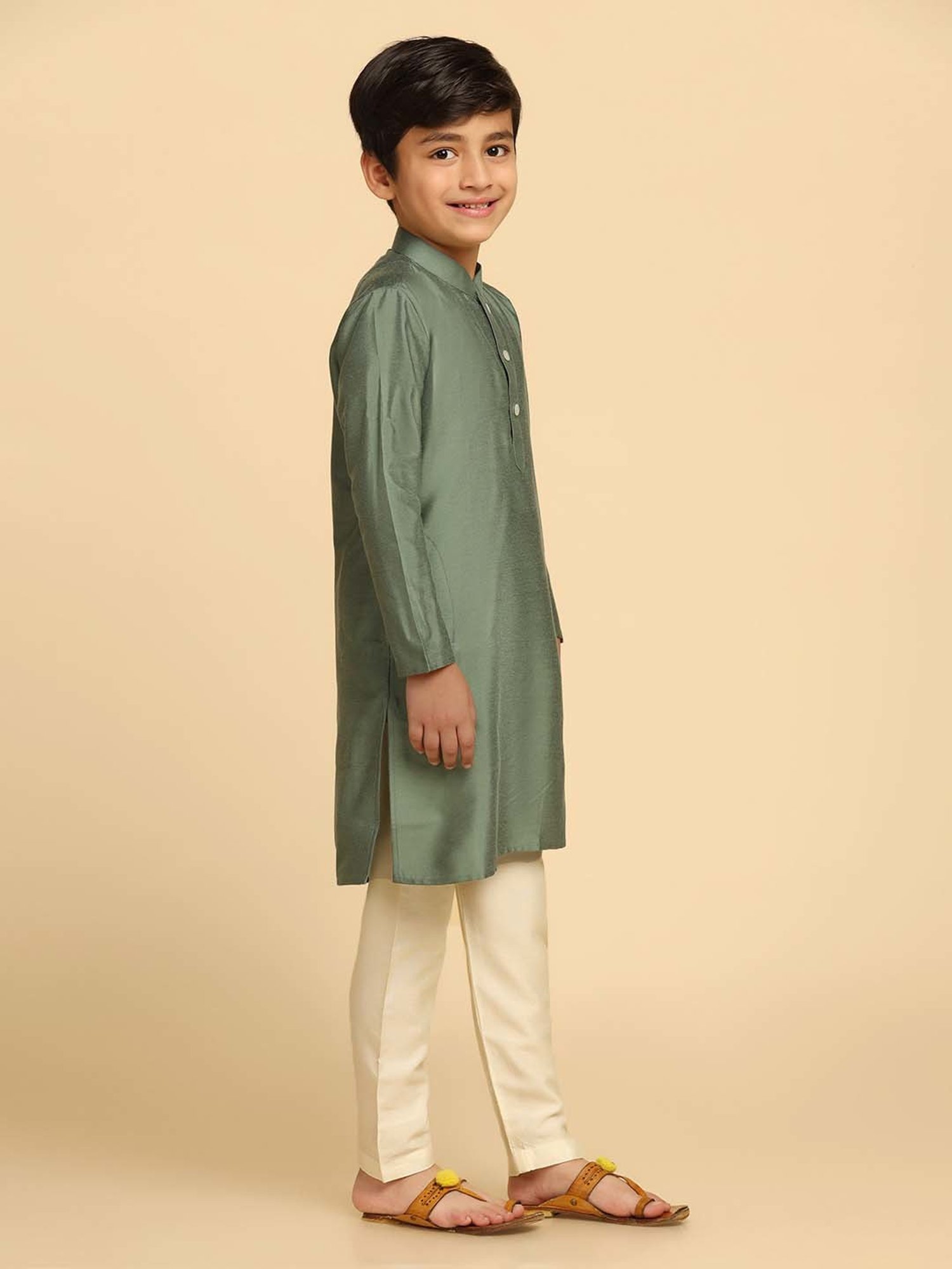 KISAH Kids Green & White Cotton Regular Fit Full Sleeves Kurta Set