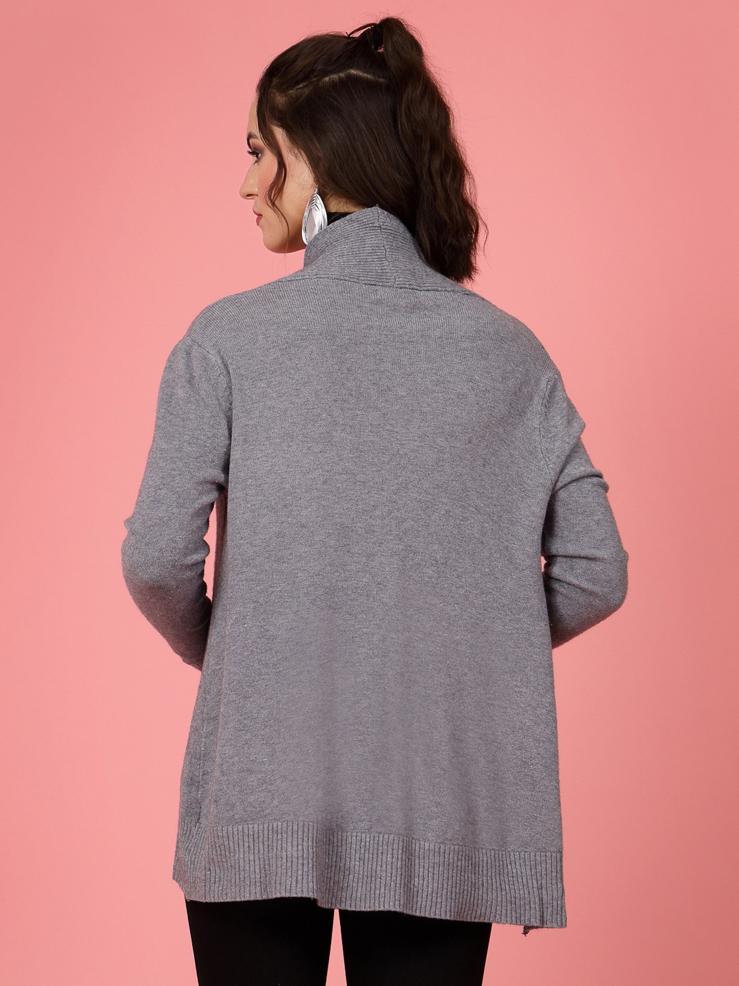 Mafadeny Grey Textured Shrug