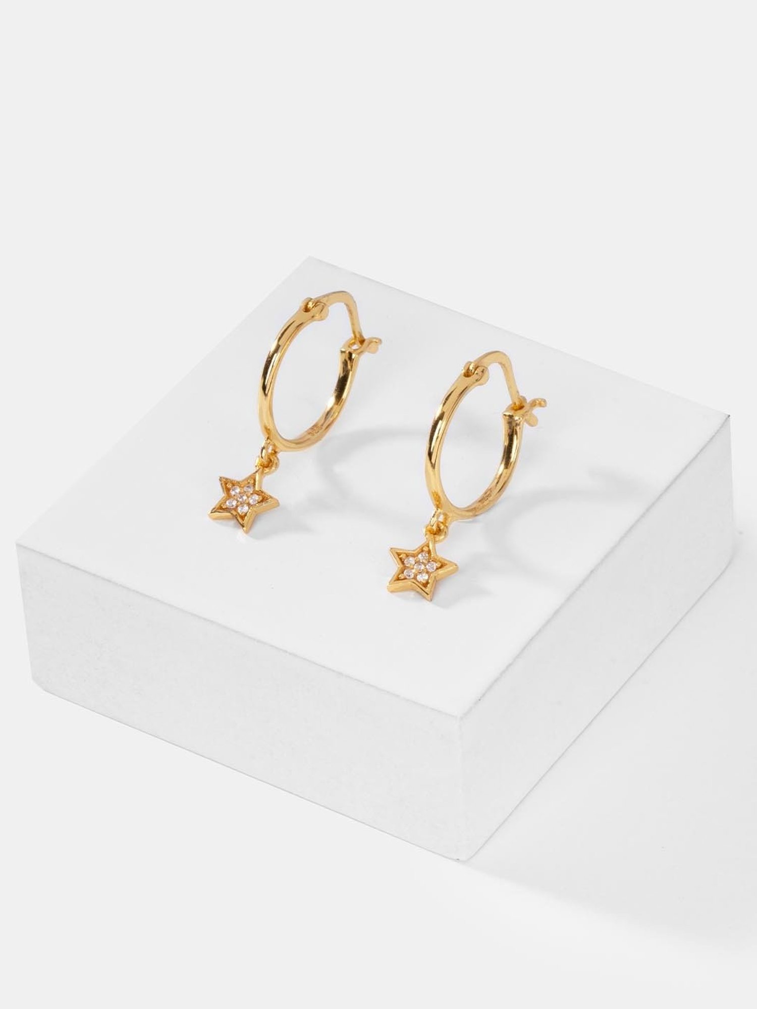 Shaya Gold Plated Starry Eyed Hoop Earrings in 925 Silver