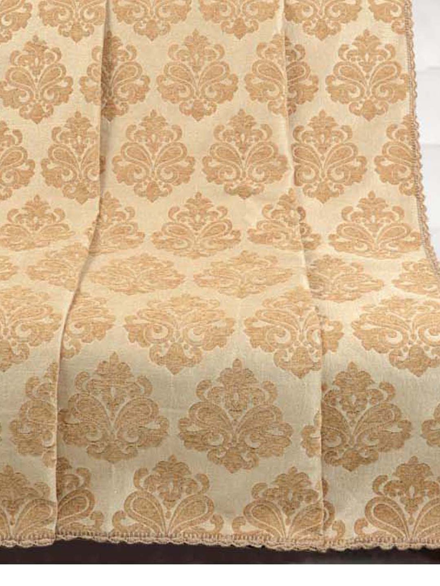 Nestasia Red & Cream Chevron Cotton Knitted Throw blanket with texture for Living Room or Bedroom