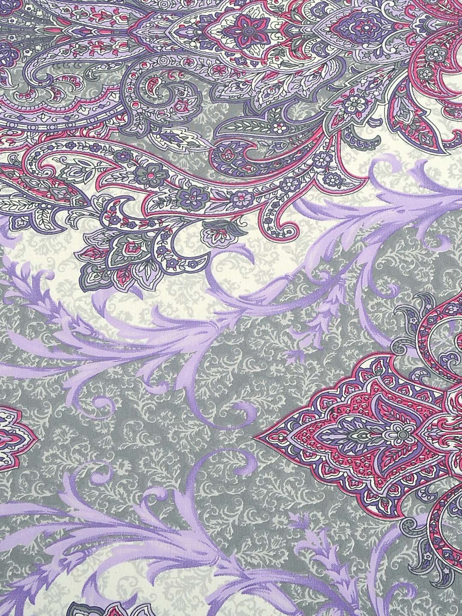 Swayam Paisley Purple 250 TC Cotton King Bedsheet with 2 Pillow Covers