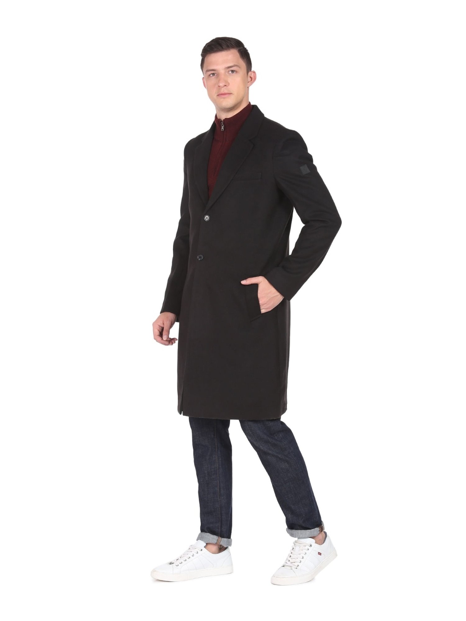 Arrow Sports Black Regular Fit Texture Waistcoat