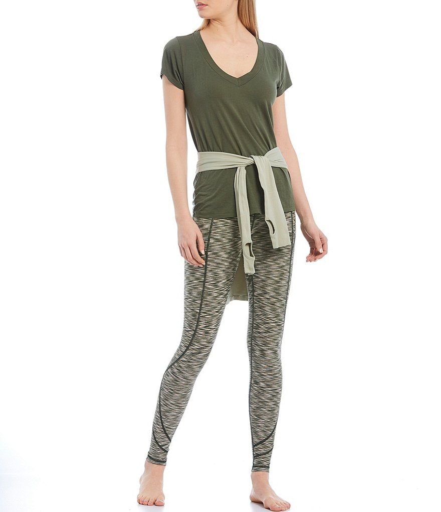 IBKUL Kimmy Print Long Sleeve Mock Neck Active Top