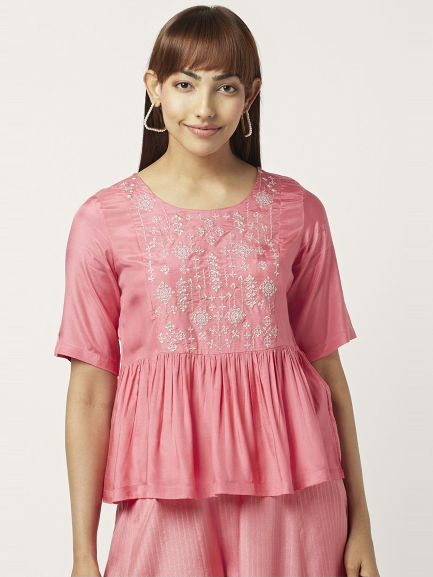 Akkriti by Pantaloons Coral Embroidered Top