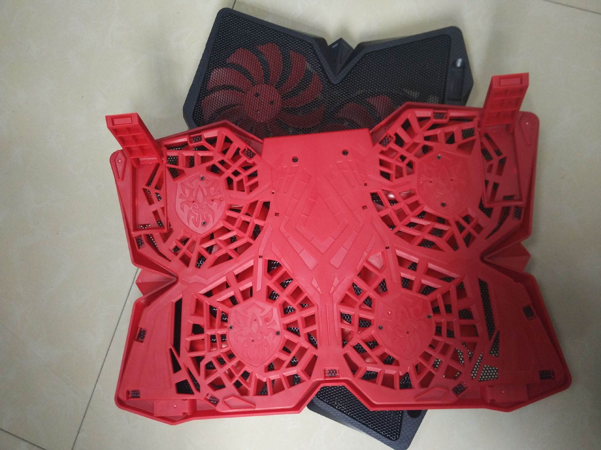 Butterfly-shaped gaming laptop cooler cooling base 15.6-inch 17-inch