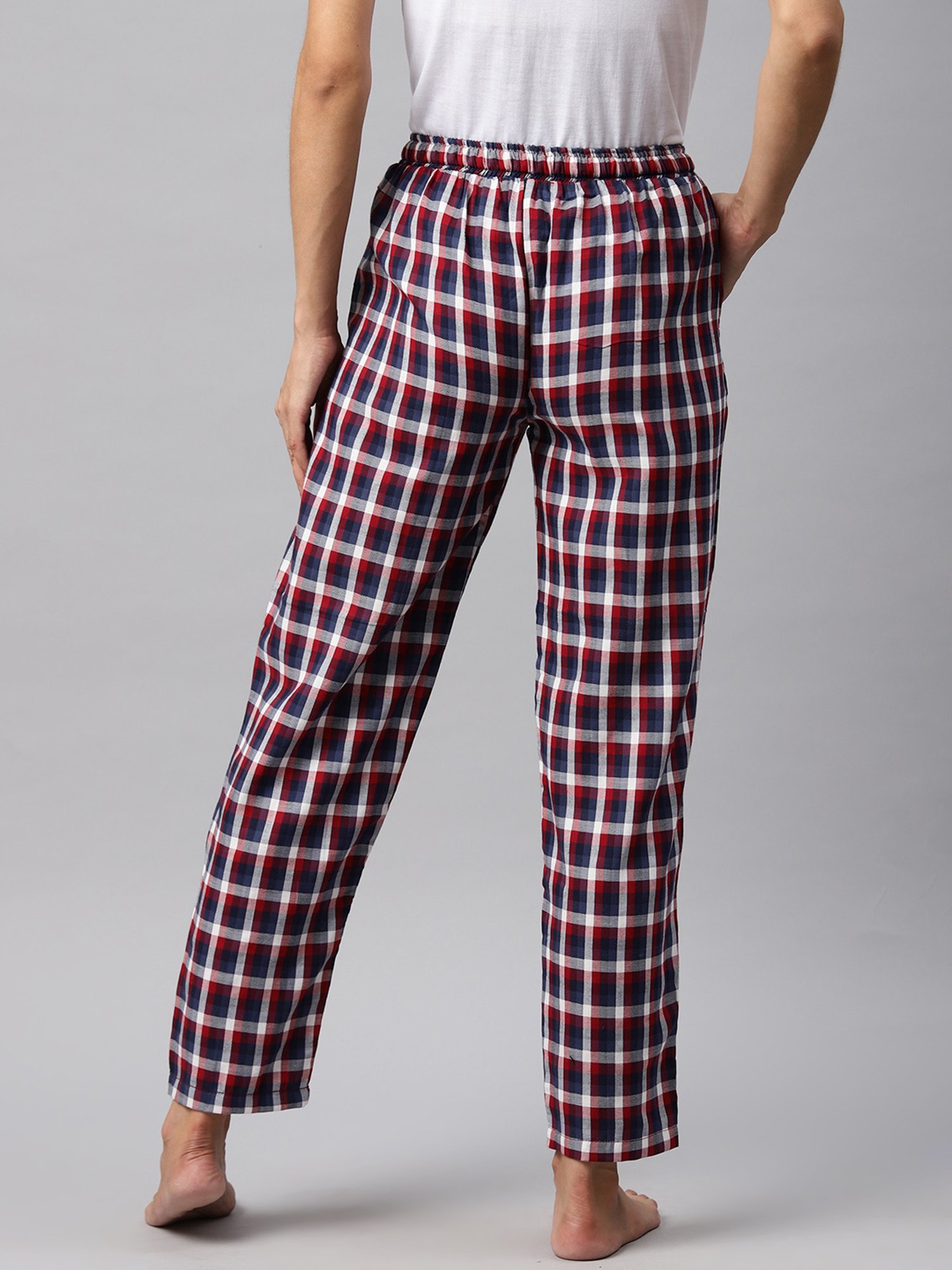 One Femme Multicolor Check Pyjamas