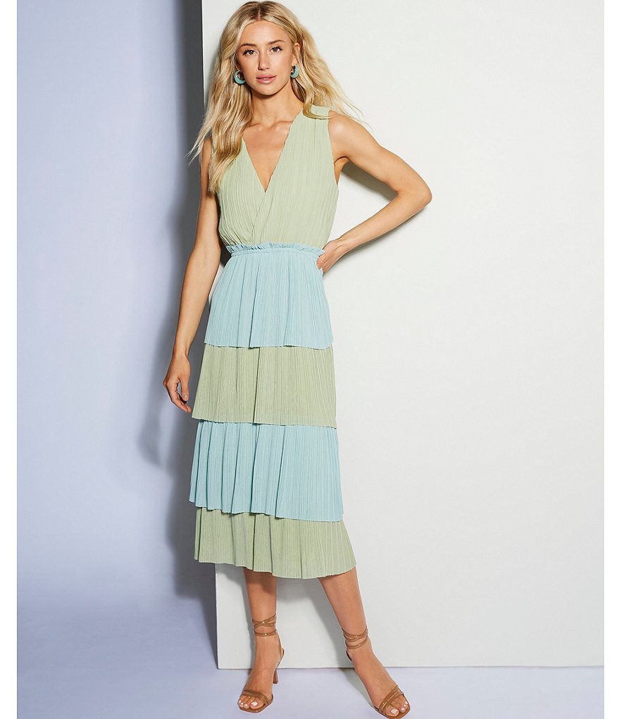 Adelyn Rae Color Block Tiered V-Neck Sleeveless Midi Dress