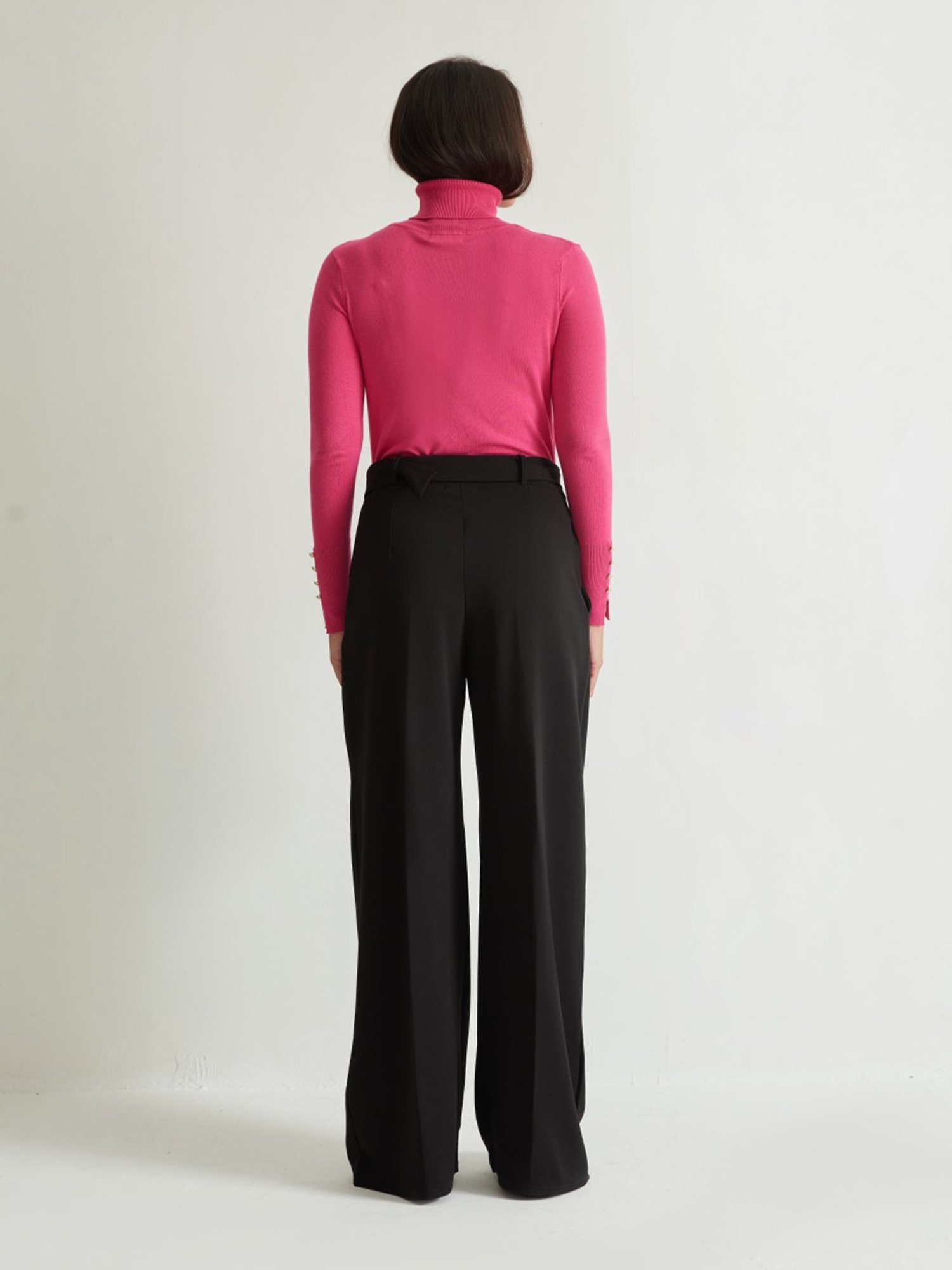 Cover Story Fuchsia Pullover