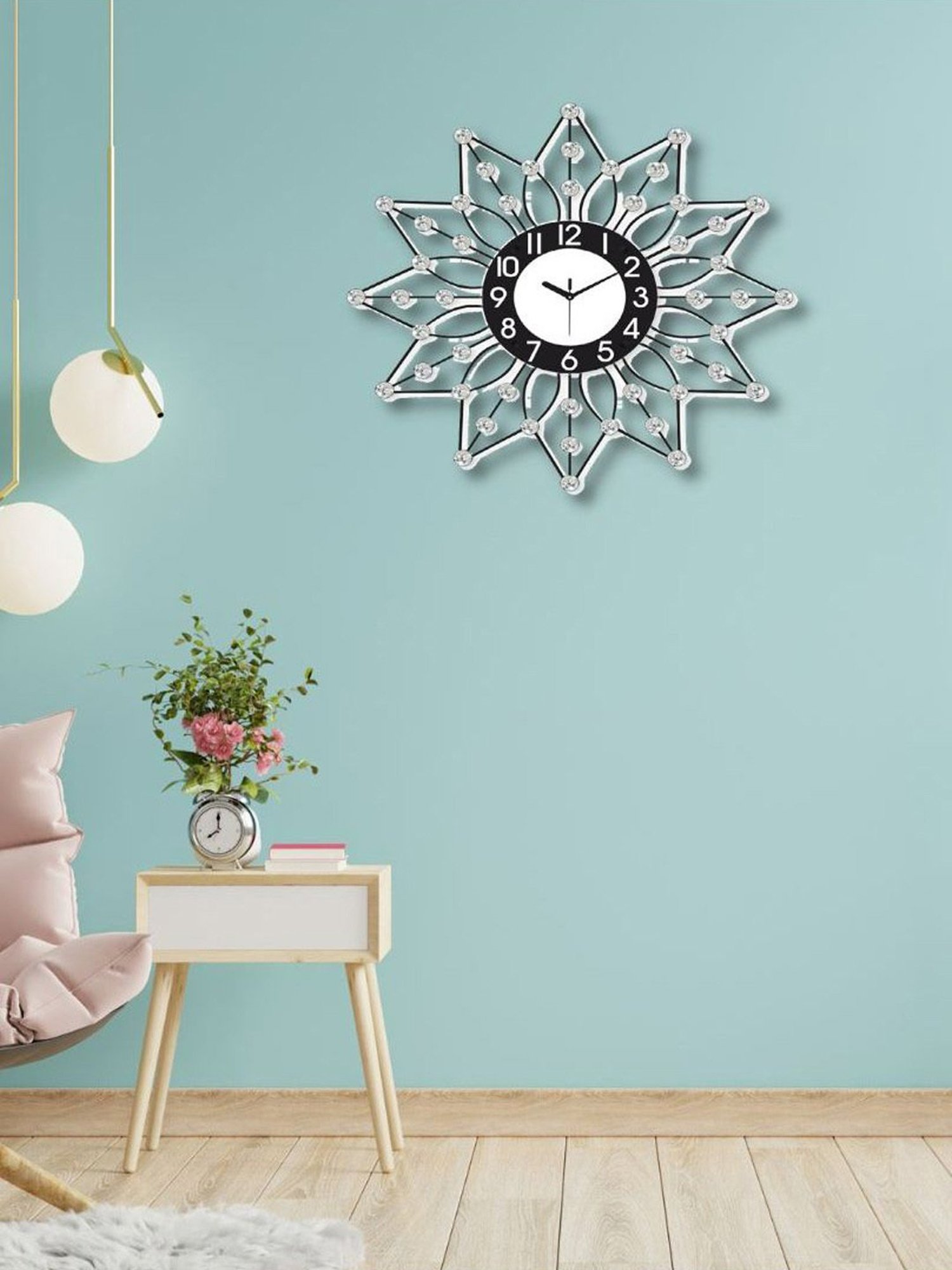 CHRONIKLE Round Black Iron Wall Clock