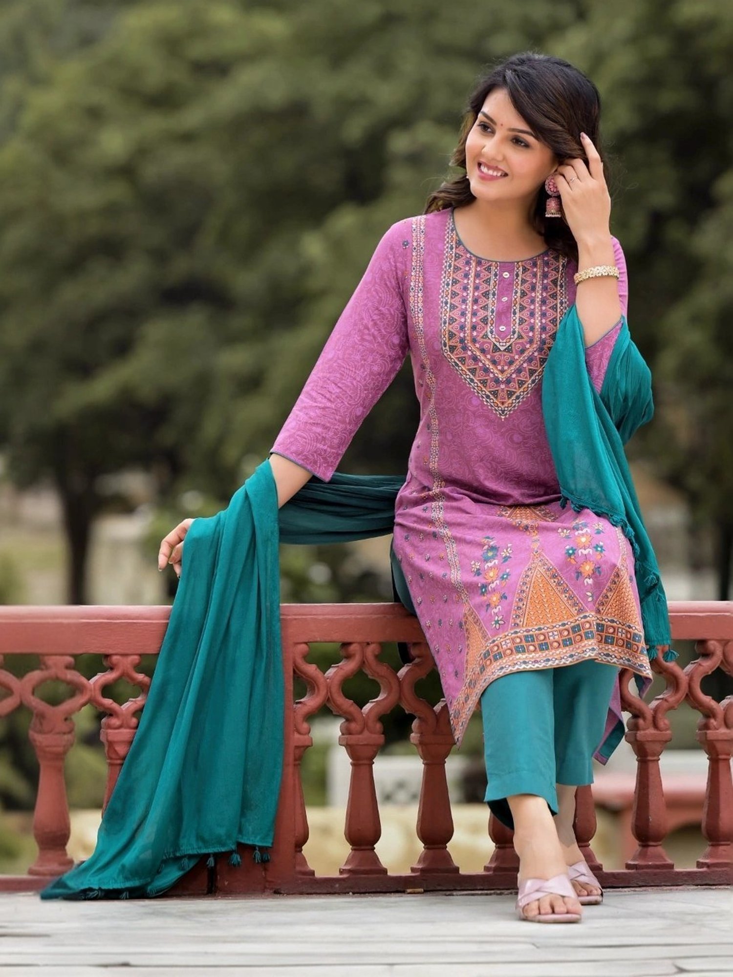 Juniper Purple Printed Kurta Pant Set With Dupatta