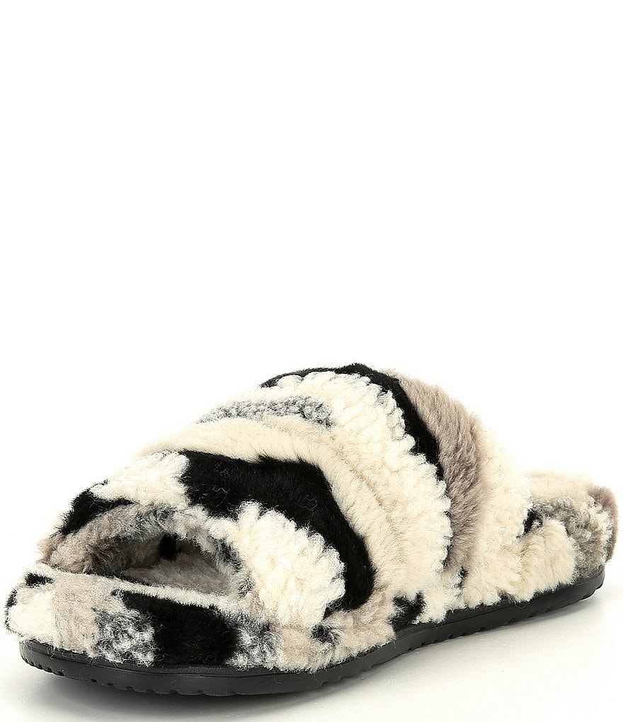 UGG&reg; Men's Scuff Logo Suede Slippers