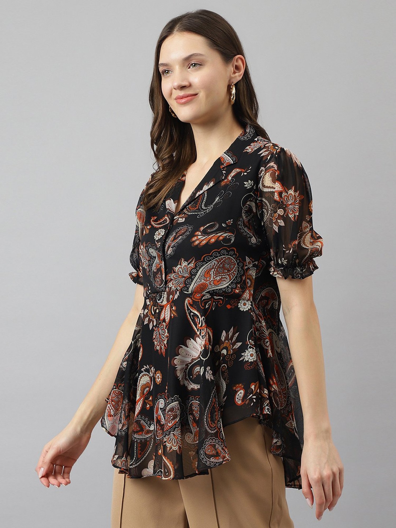 KERI PERRY Black Printed Top