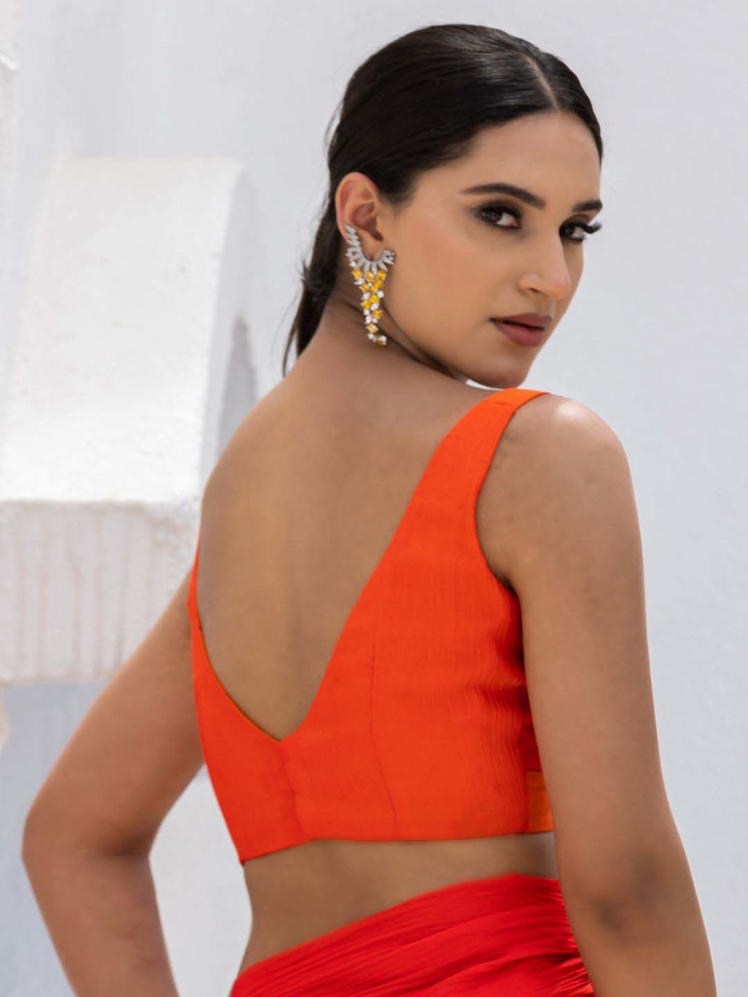 Swtantra Orange Saree With Unstitched Blouse