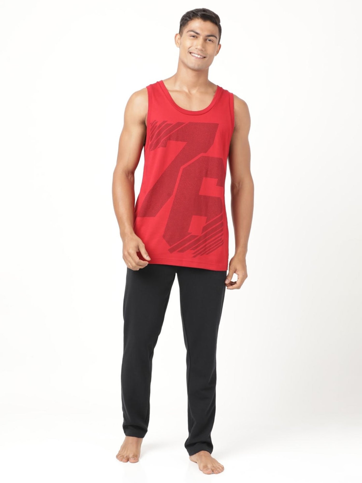 Jockey 9928 Super Combed Cotton Rich T-Shirt with Stay Fresh Treatment (Pattern & Color May Vary)