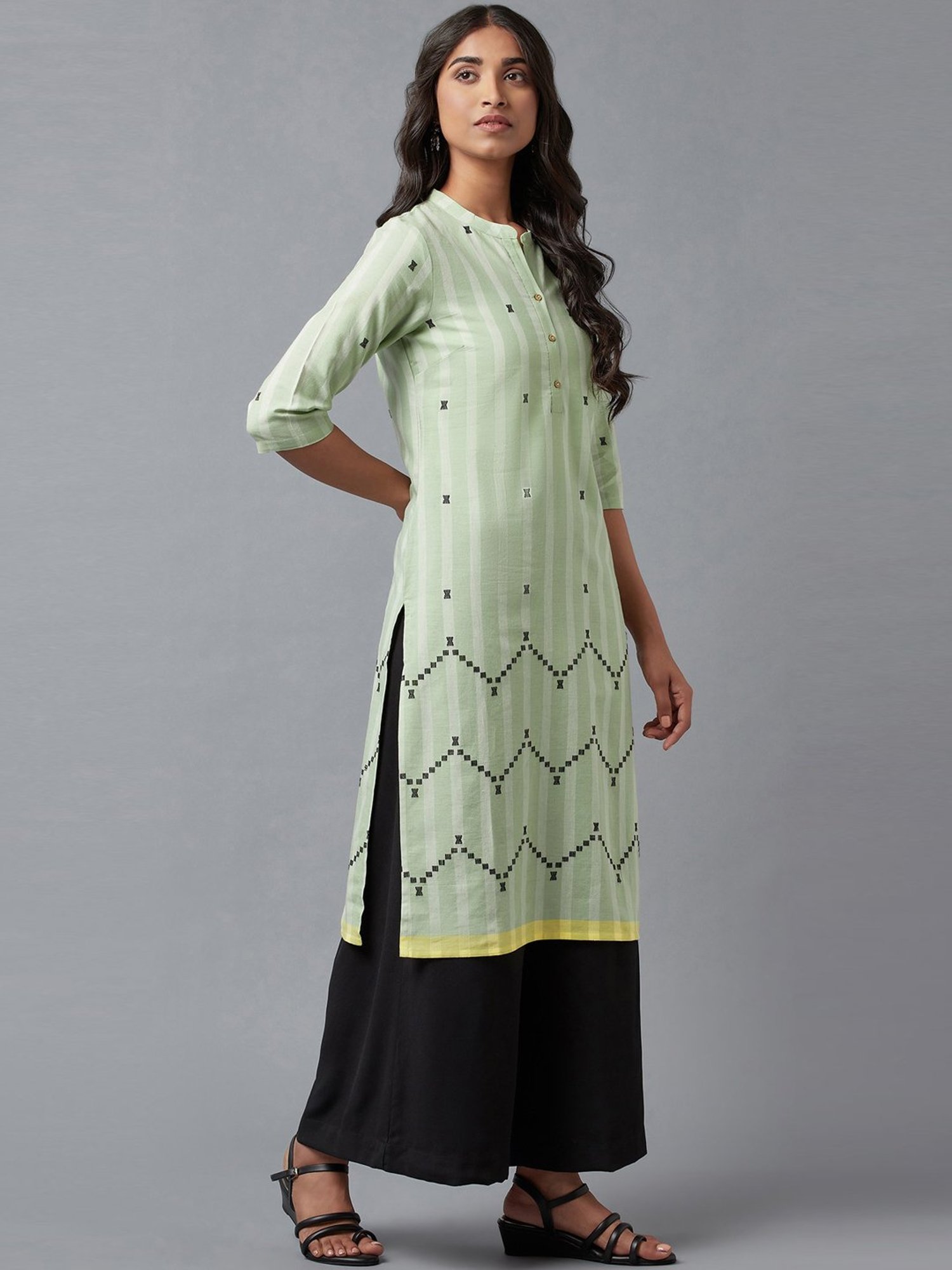 W Green Cotton Embroidered Straight Kurta