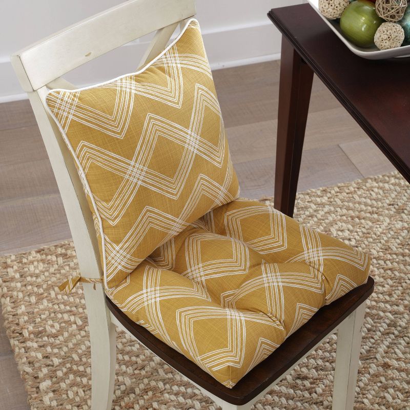 Emma and Oliver Black Fabric Chiavari Chair Storage Cover