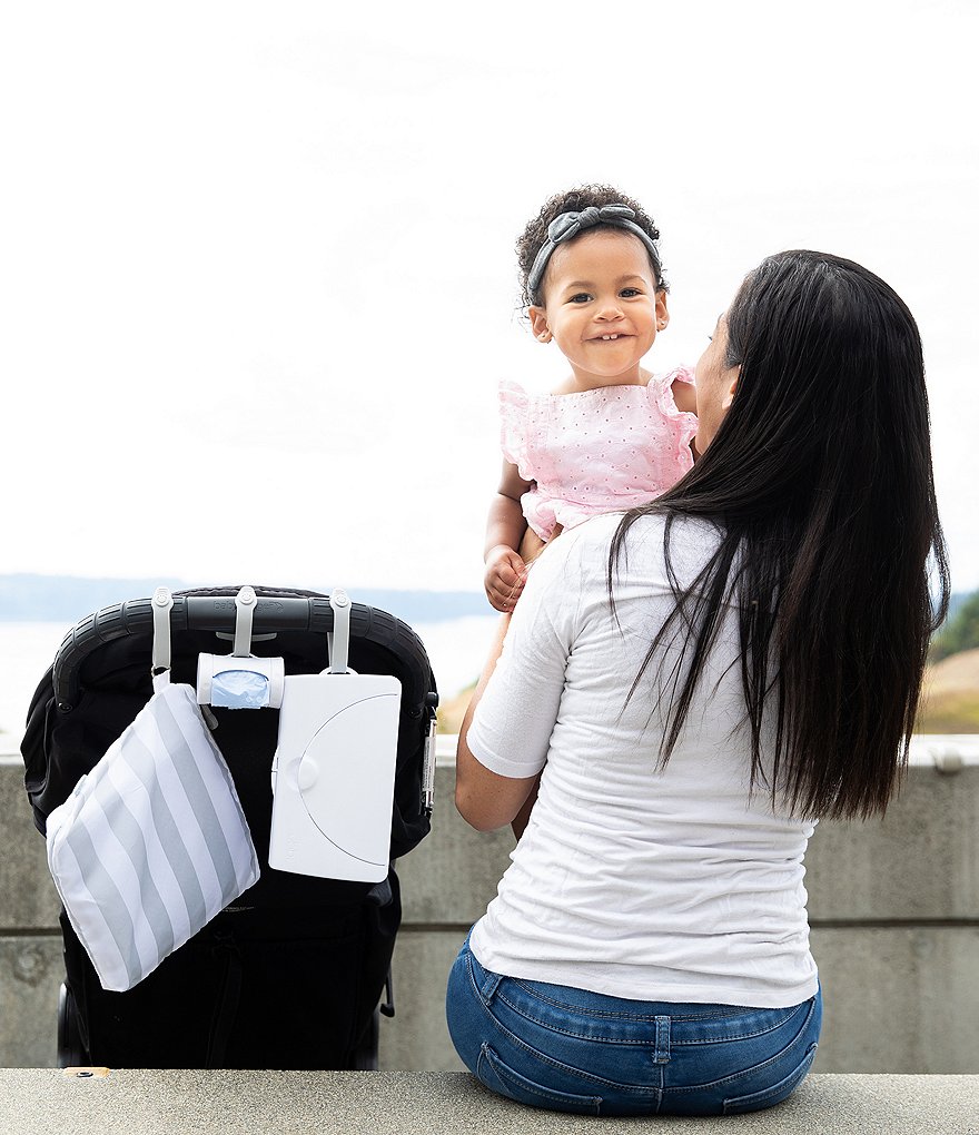 Ubbi On-The-Go Wipe Dispenser