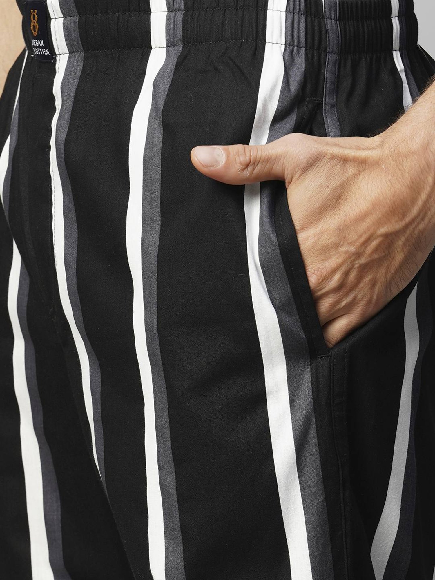 Crimsoune Club White Cotton Regular Fit Printed Lounge Shorts