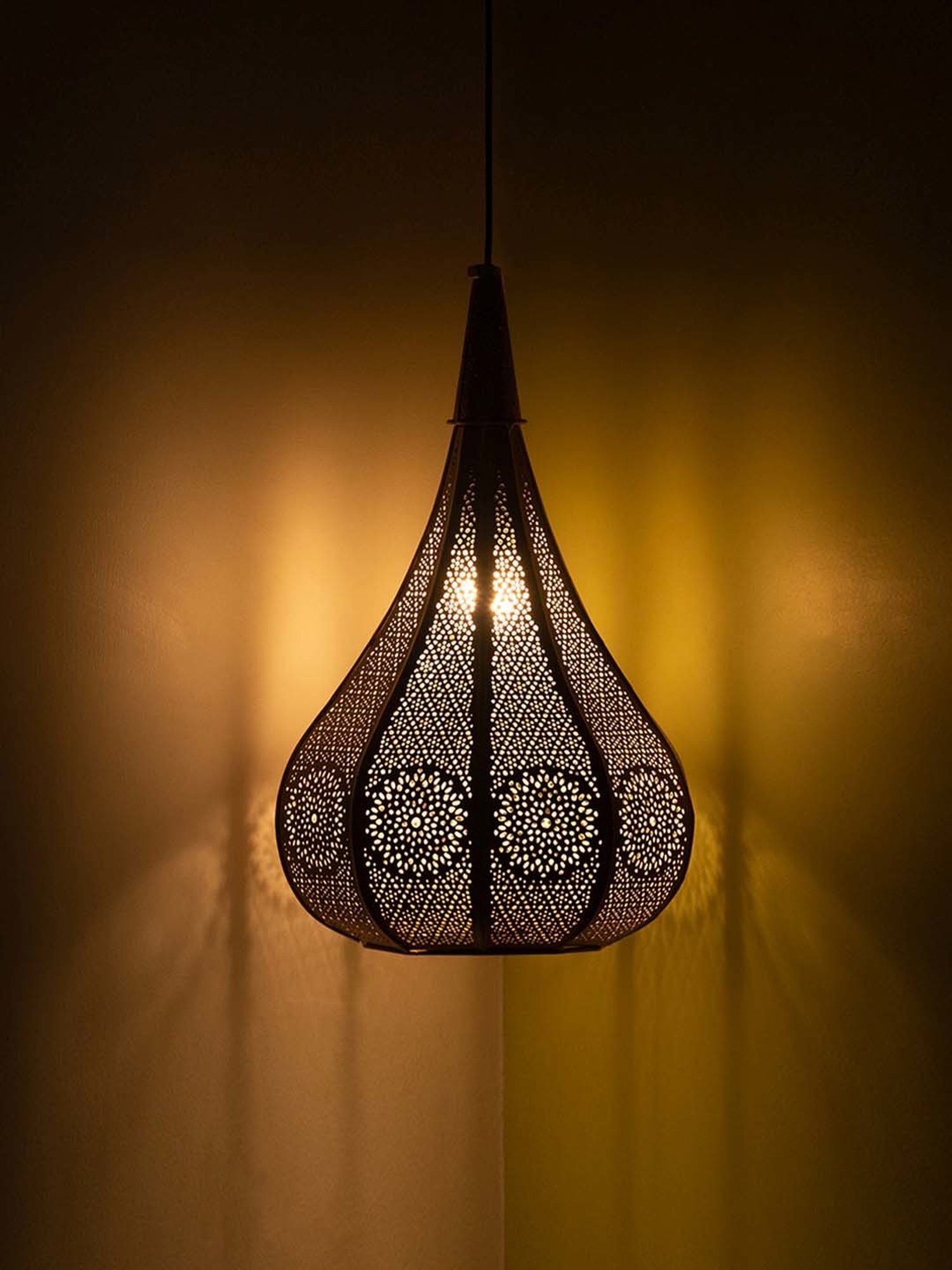 ExclusiveLane 'Morrocan Flame' Metallic Brown Iron Hand-Etched Pendant Lamp - Set of 1
