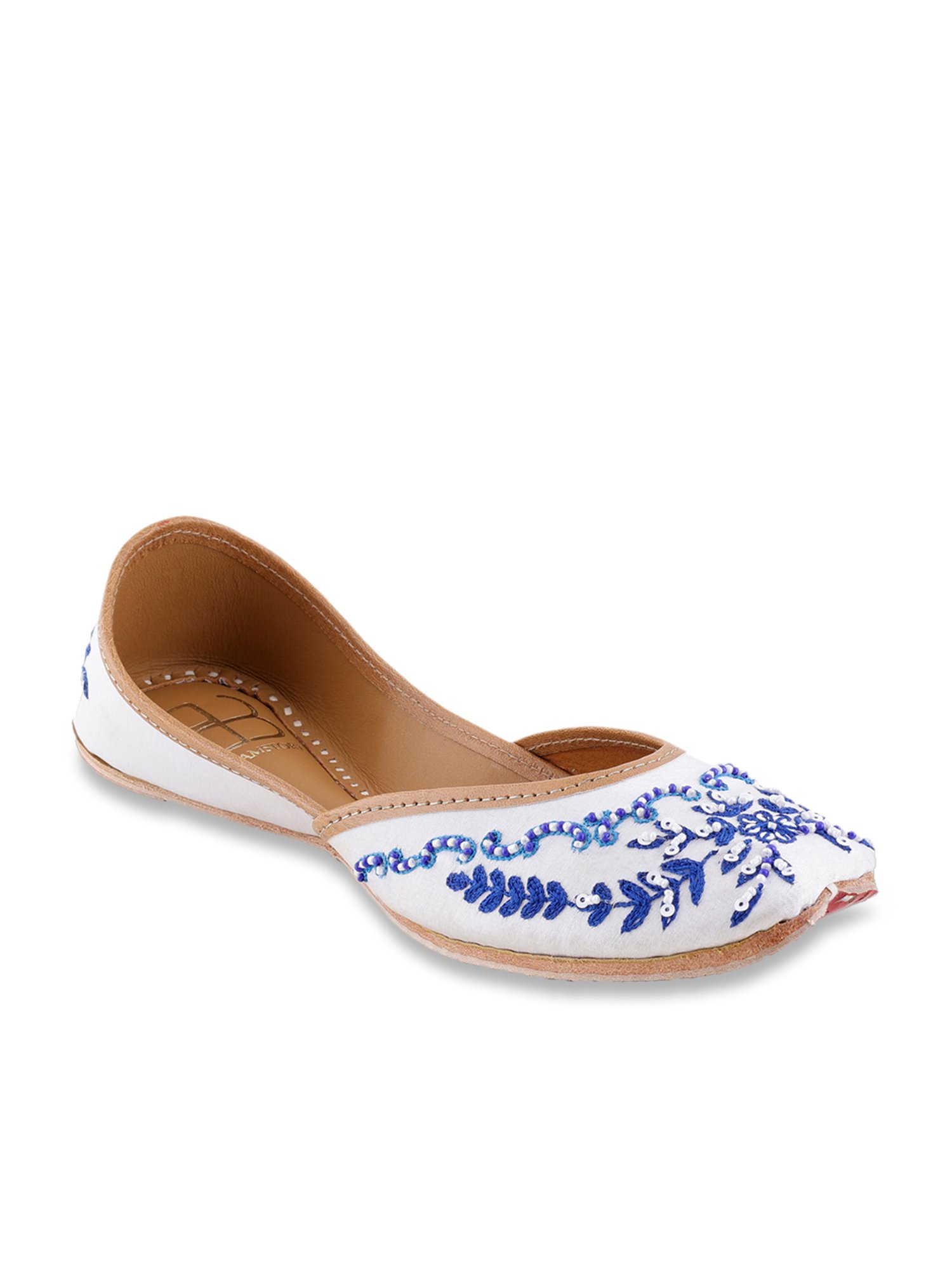 Glam Story Women's Fiona White Ethnic Juttis
