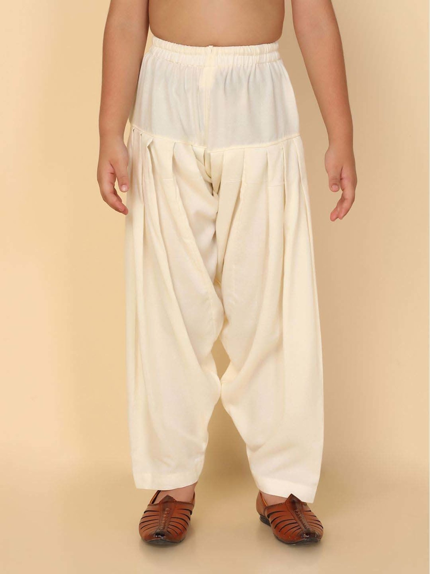 Juniors by Lifestyle Boys Beige Cotton Solid Woven Bottom