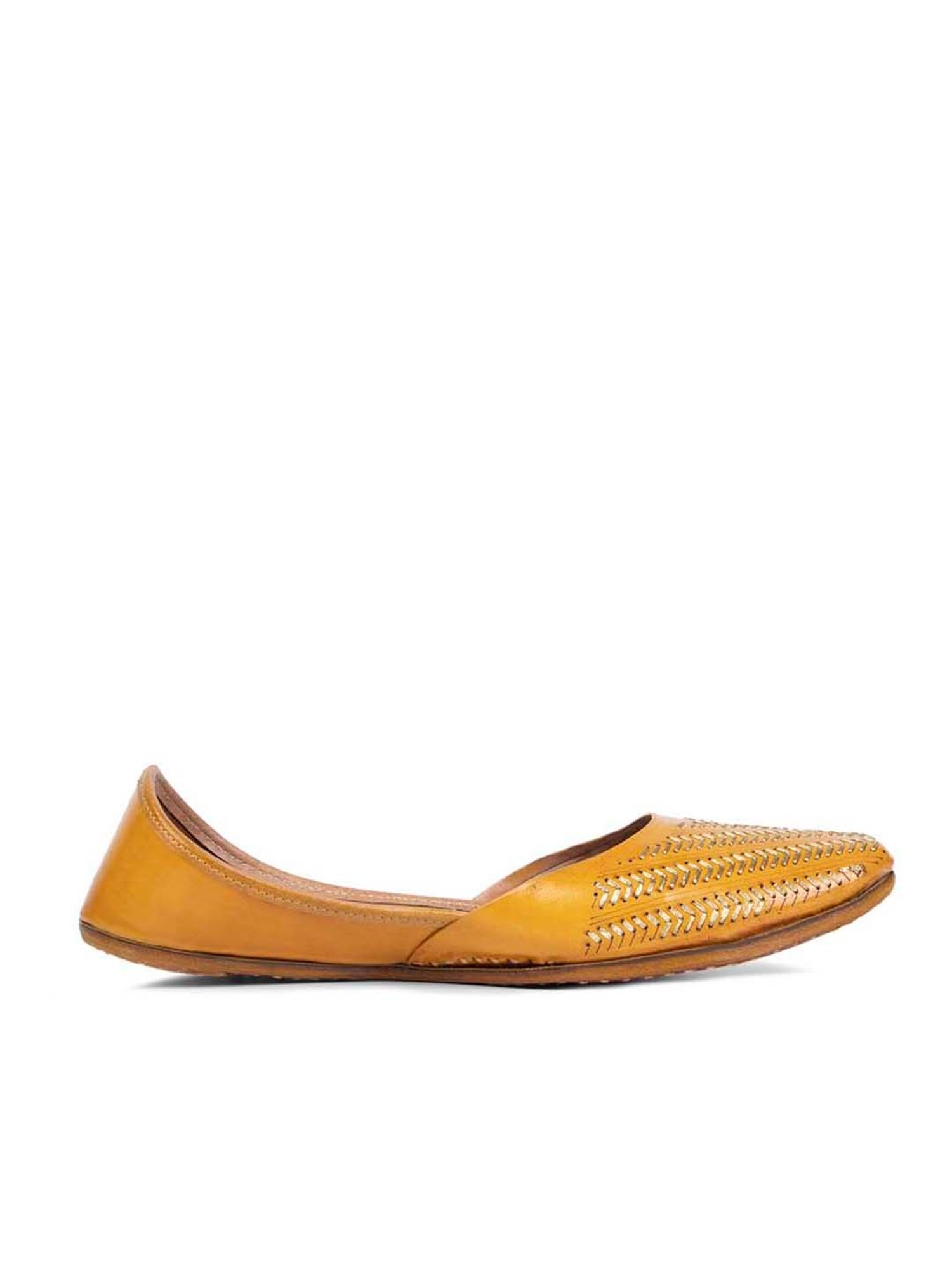 Glam Story Women's Mustard Ethnic Juttis