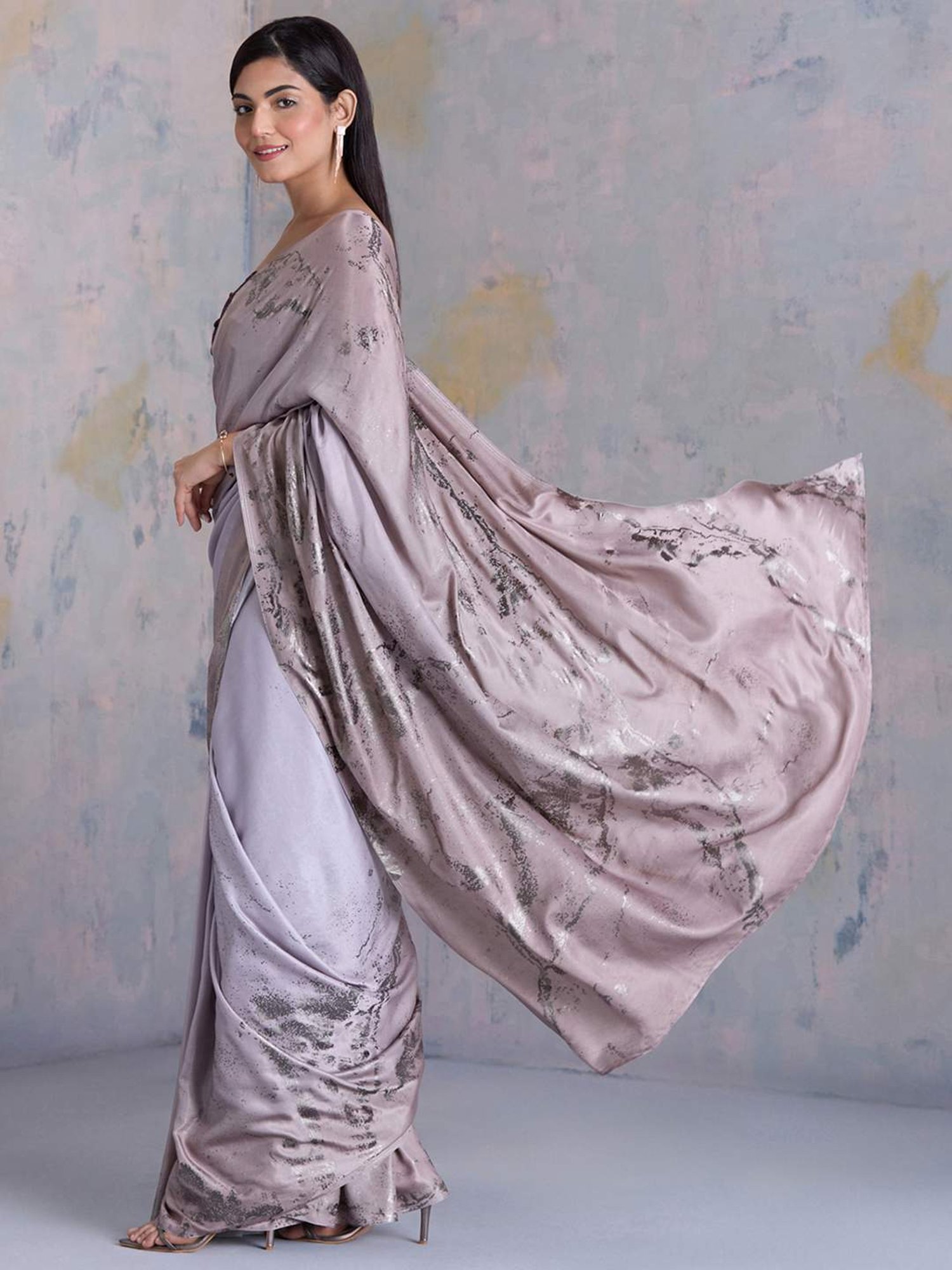 navyasa by liva Grey Printed Saree With Unstitched Blouse