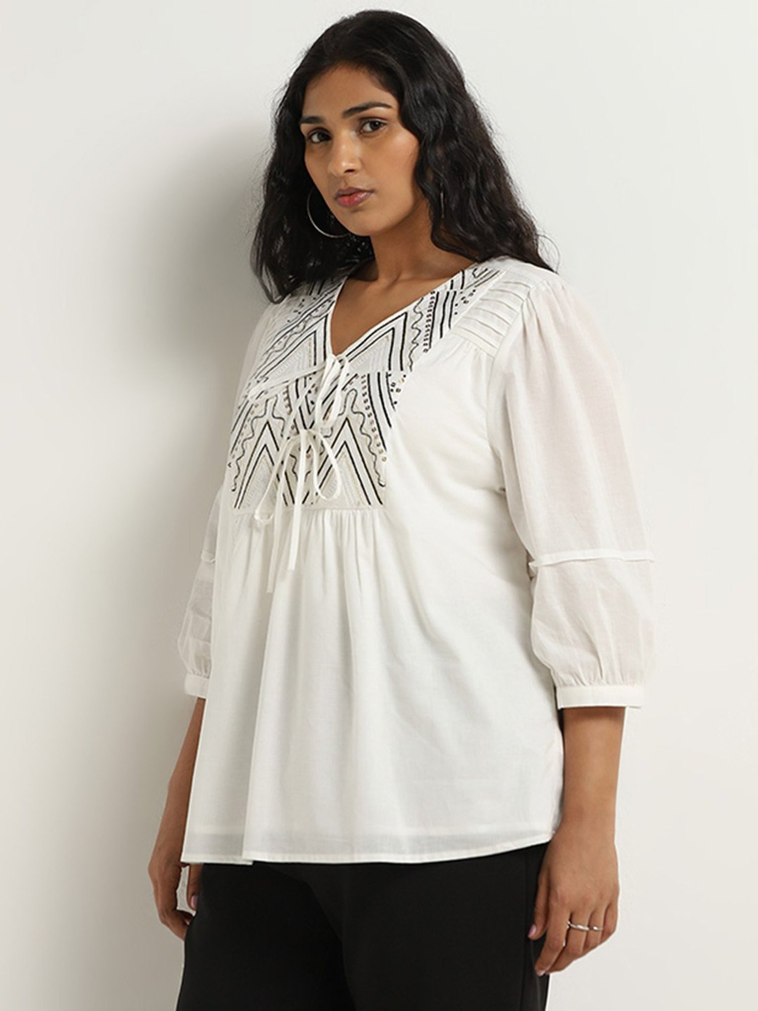 Gia by Westside White Chevron-Detailed Cotton Blouse