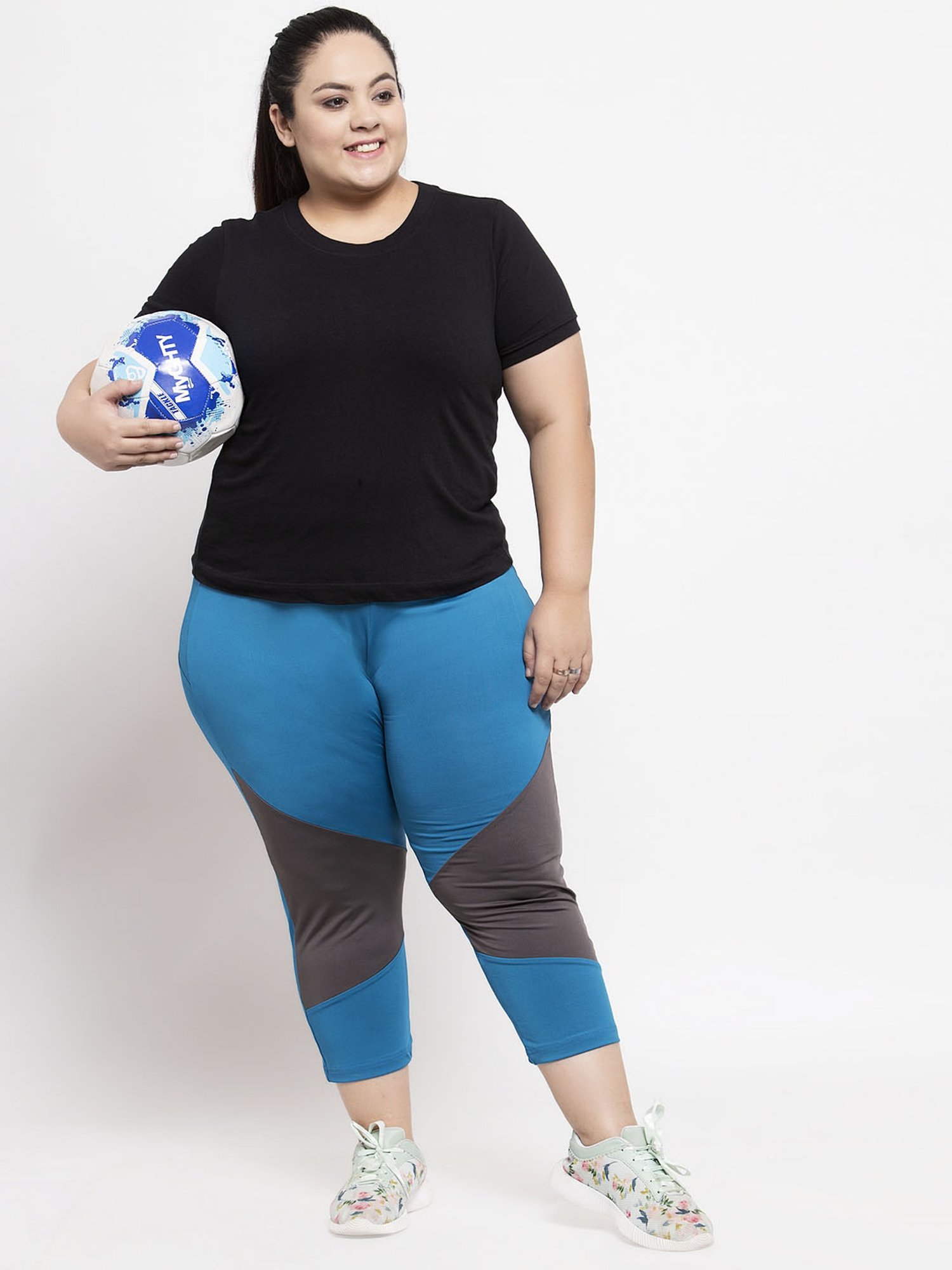 Melon by PlusS Blue & Black Regular Fit Capris