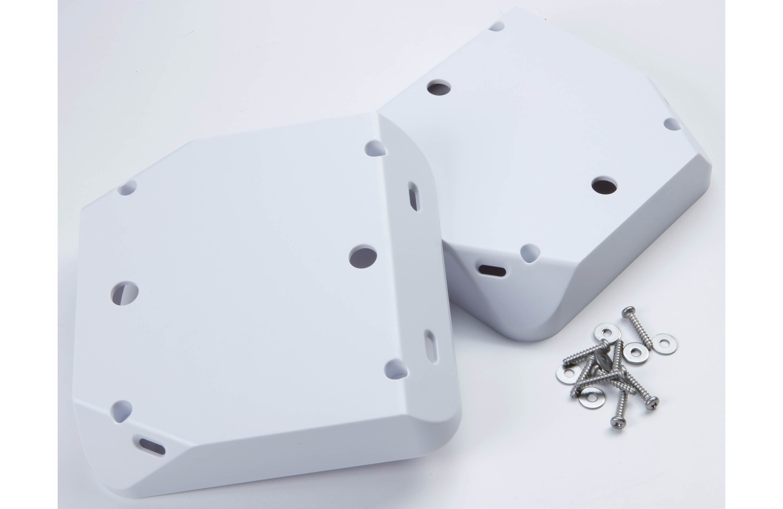 FUSION SM-X65SP2W SM Series Three Surface Corner Spacer - White