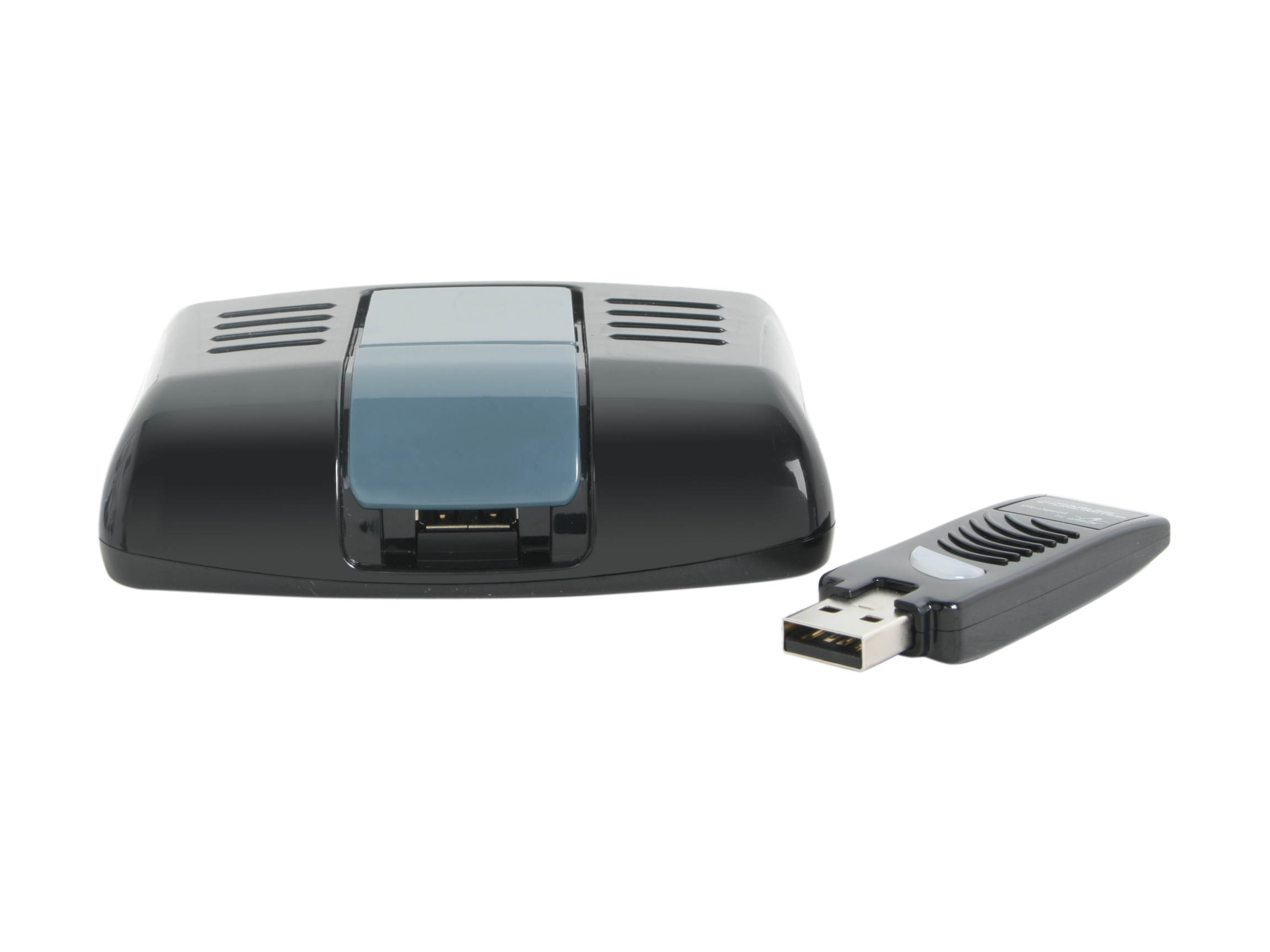 Cables Unlimited USB-DD3000 DisplayDock Wireless USB Docking Station with Video for PC