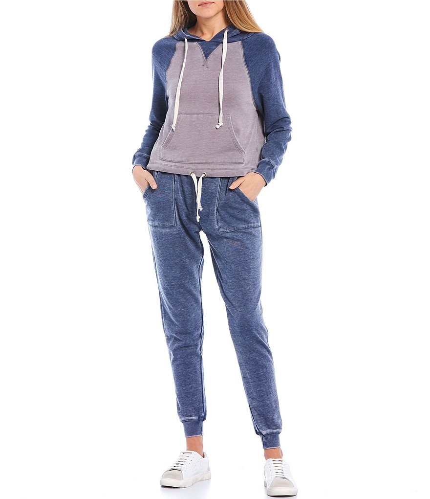 Volcom OBX Netflix Outer Banks Kiara Po Fleece Hoodie