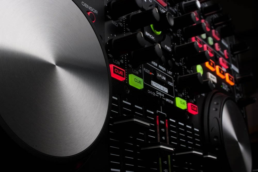 Denon MC6000MK2 Serato DJ Intro 4 Ch DJ Controller - New