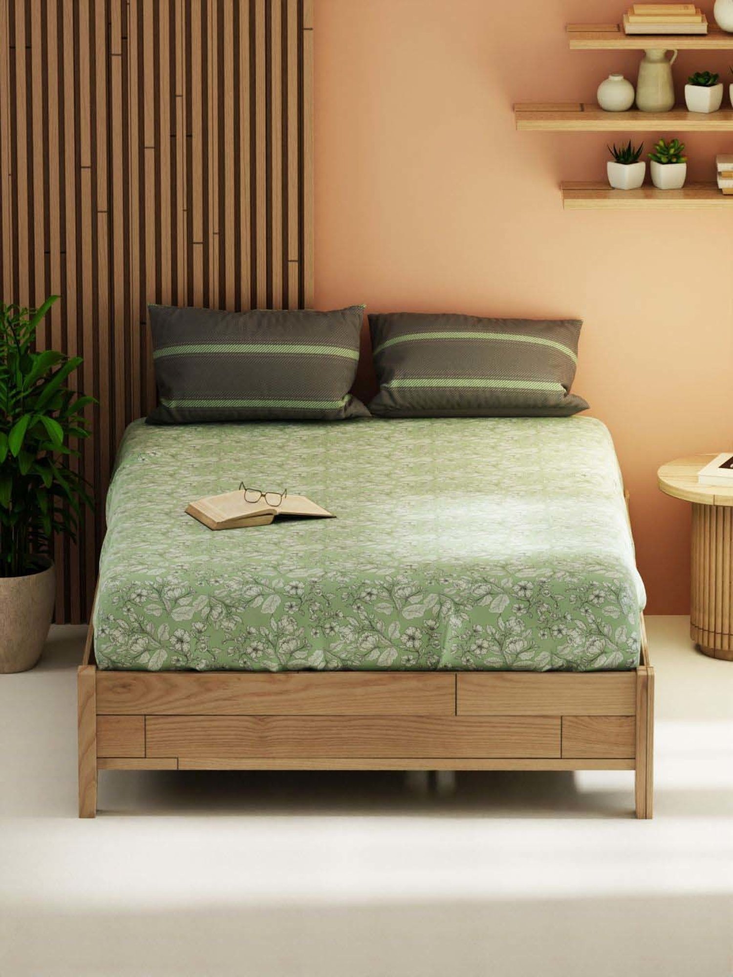 Bianca Magnolia Pistachio 152 TC Micro Fabric Double Bedsheet with 2 Pillow Covers