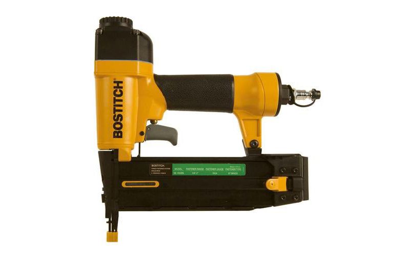 Bostitch BTFP72646-R 3-Tool Finish and Trim 6 Gallon Oil-Free Pancake Air Compressor Combo Kit