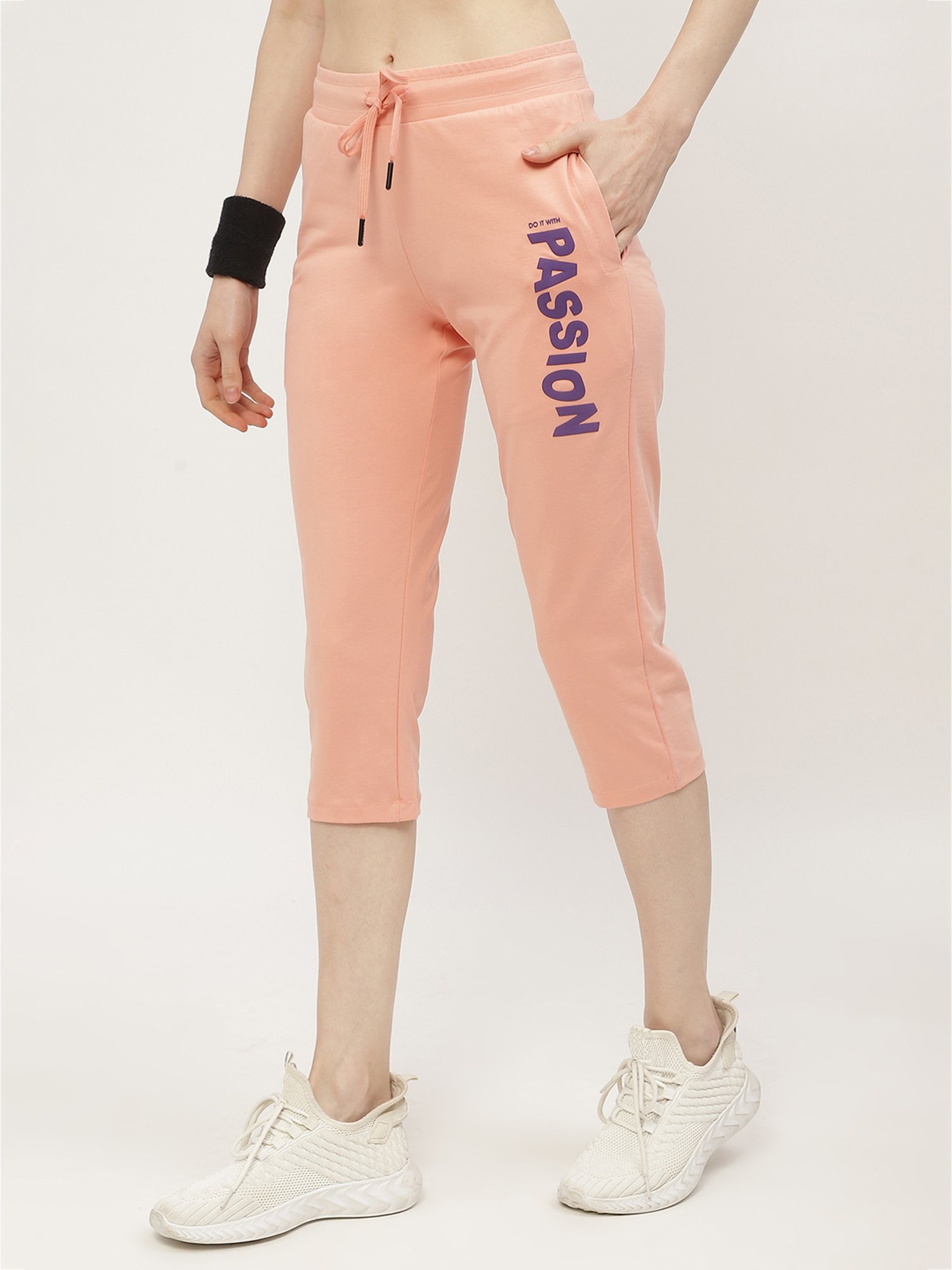 MADAME M Secret Peach Cotton Graphic Print Capris