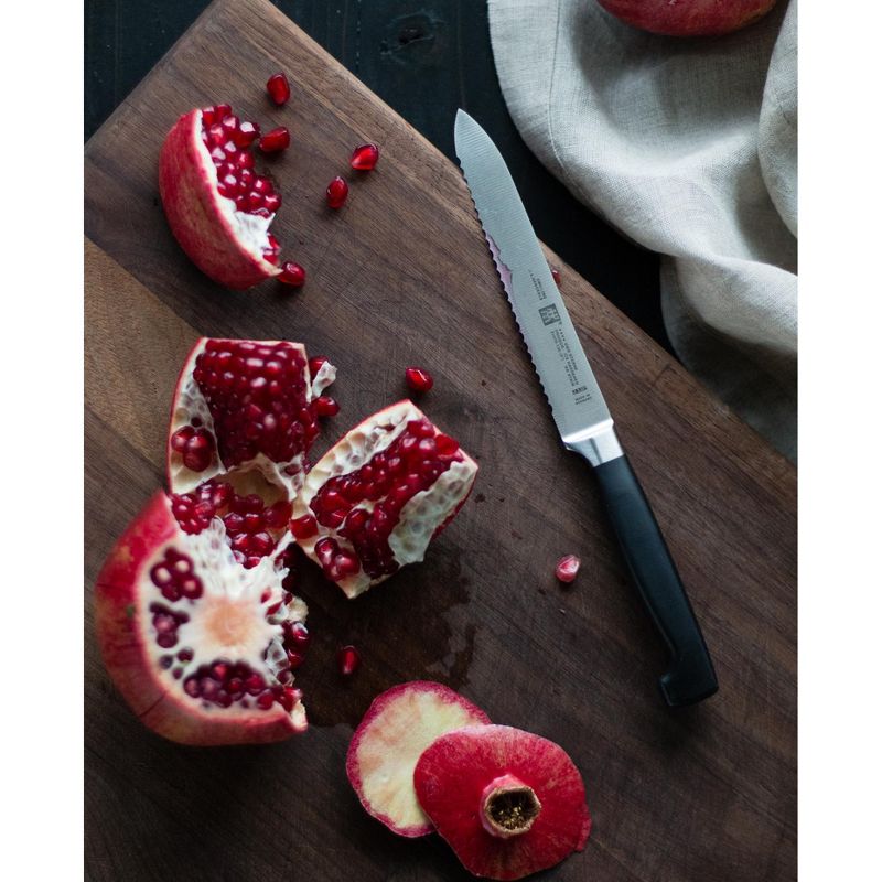 ZWILLING Four Star 5-inch Serrated Utility Knife