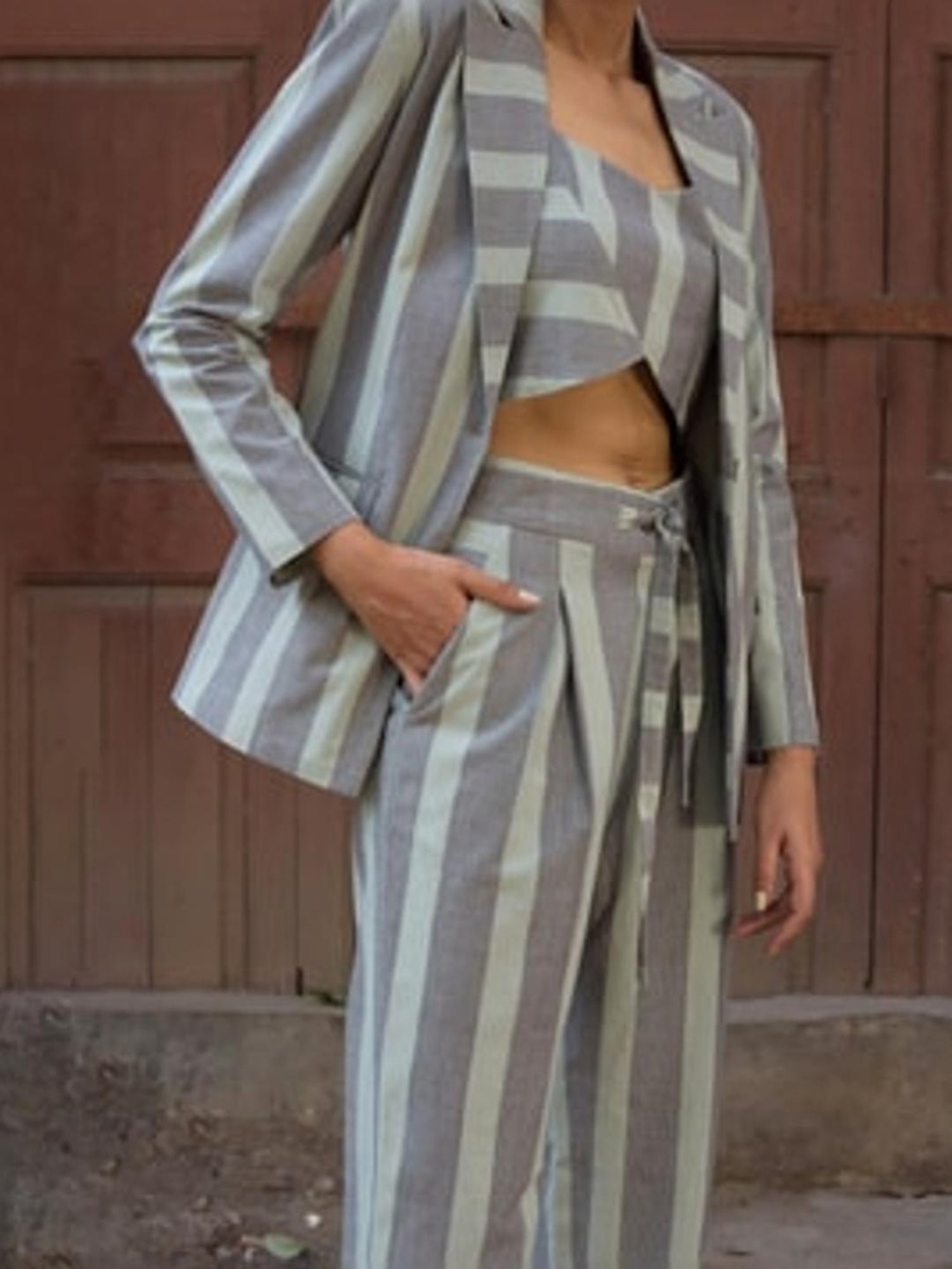 Anushe Pirani Grey Fika Inverted Pleat Pants