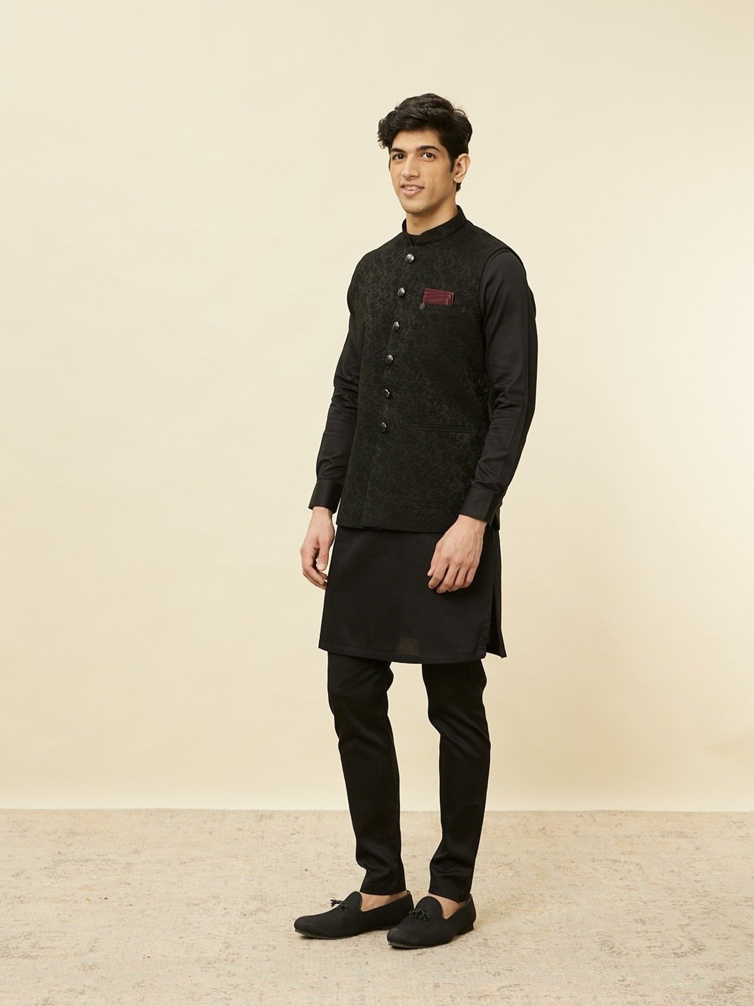 Manyavar Black Regular Fit Self Pattern Nehru Jacket
