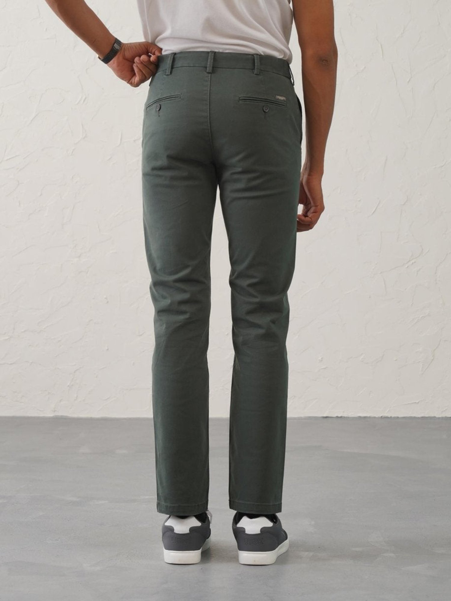 MinusOne Olive Regular Fit Chinos