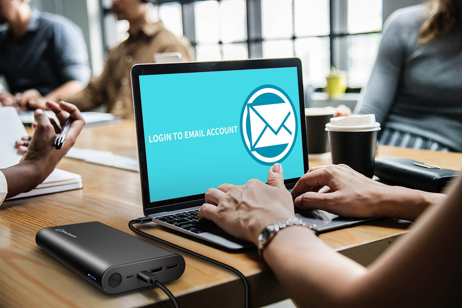 100Wh USB-C PD Power Bank 27000mAh, iProPower Portable External Battery Pack Power Delivery Charger for MacBook Air/Pro Laptop Tablet iPhone Smartphone