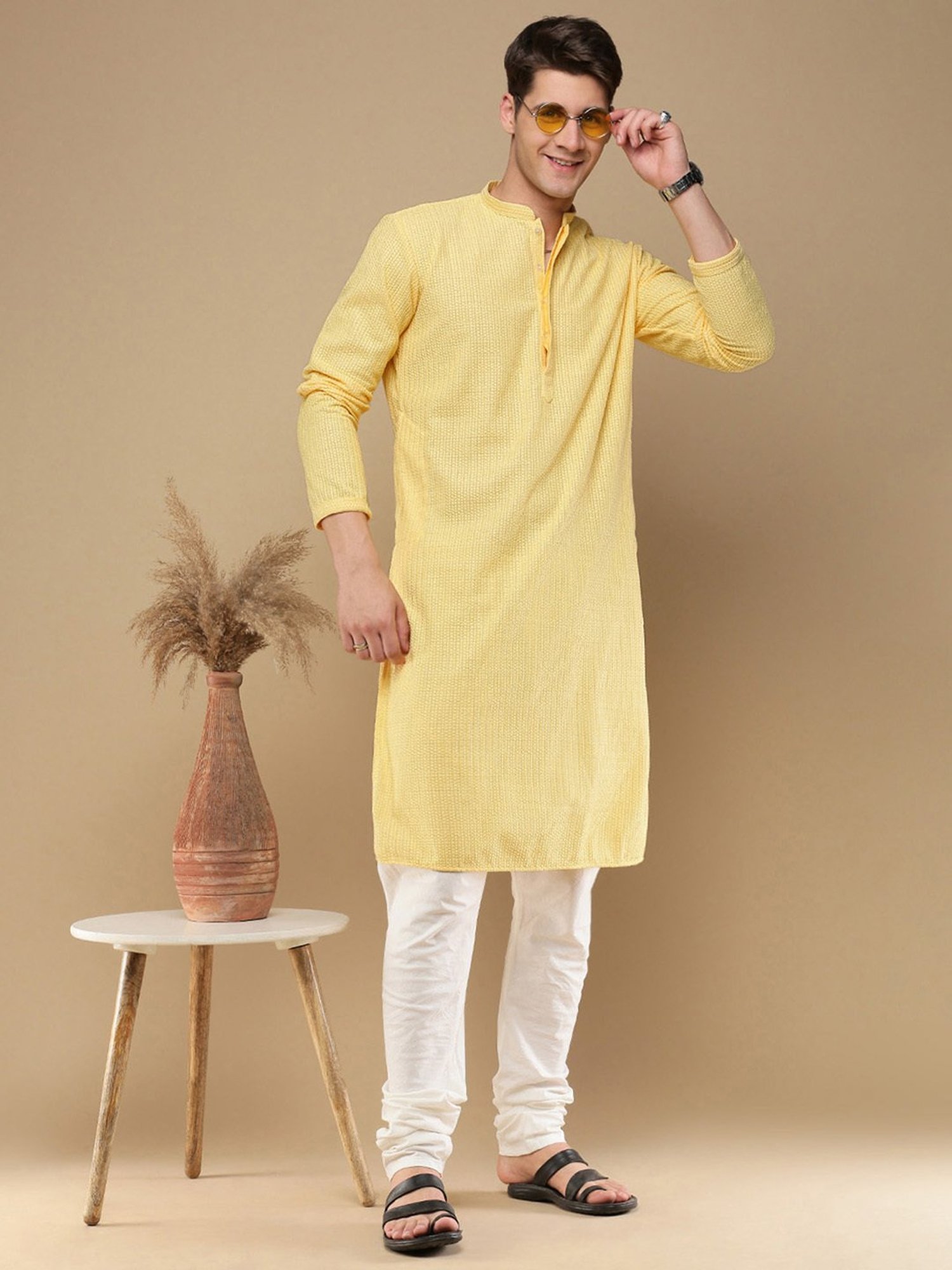 Manthan Red Full Sleeves Solid Kurta