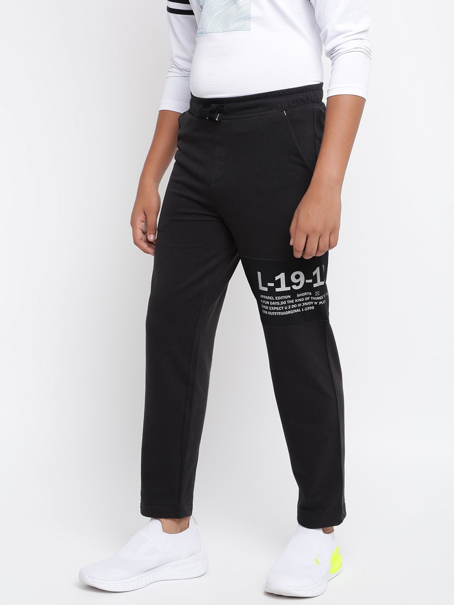 Lil Tomatoes Boys Black Solid Trackpants