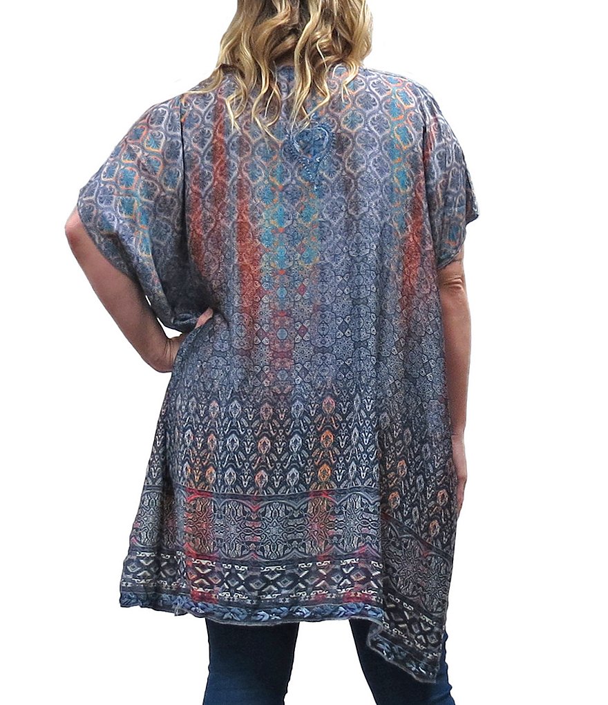 Karyn Seo Plus Size Luella Printed V-Neck Short Sleeve Tunic Top