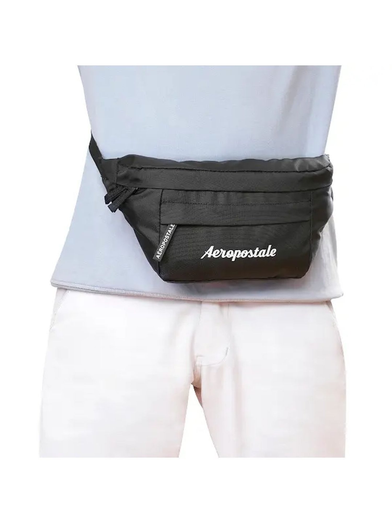 Aeropostale Arbor Black Solid Pouch