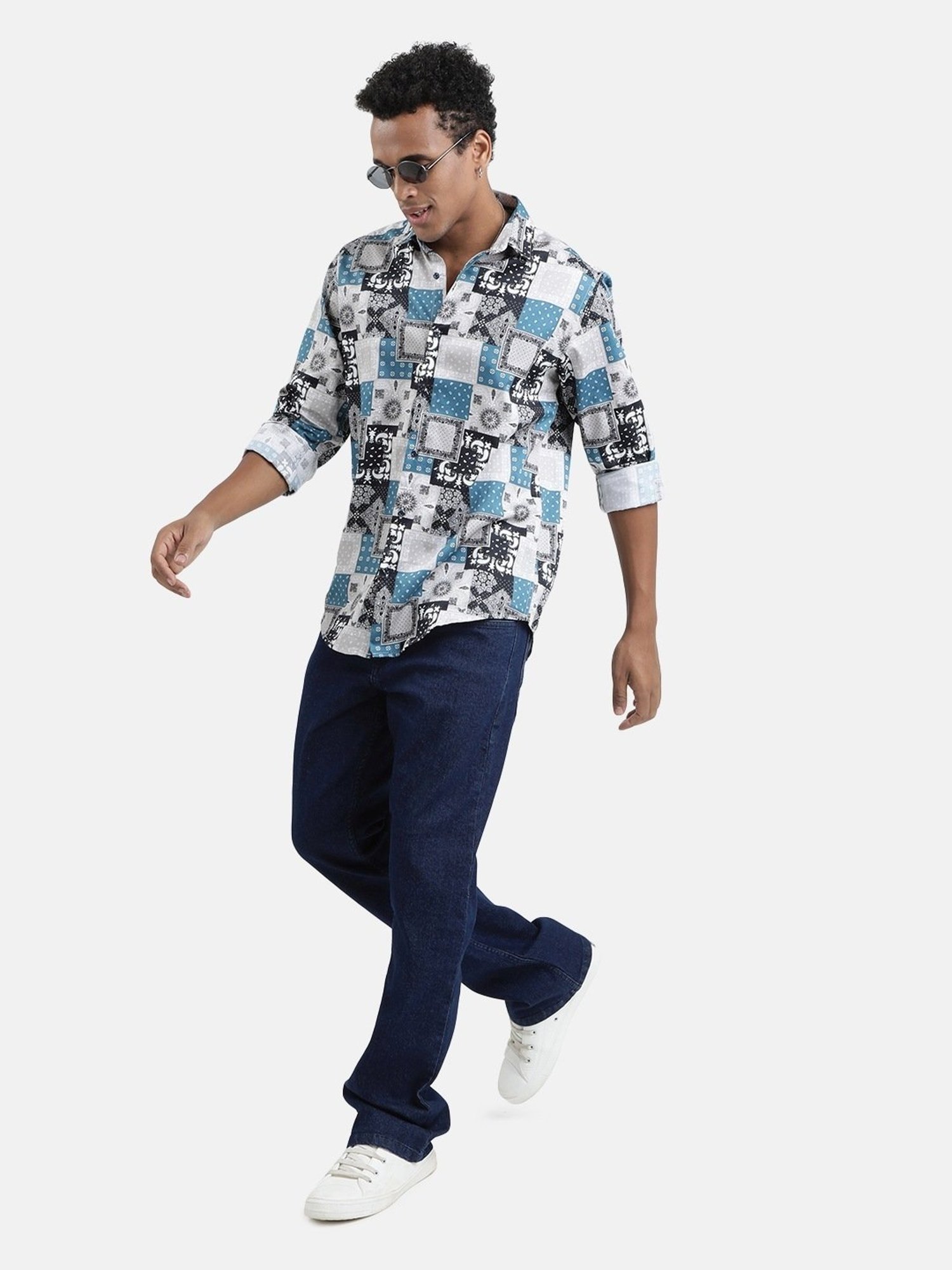 Ivoc Grey & White Cotton Regular Fit Printed Shirt