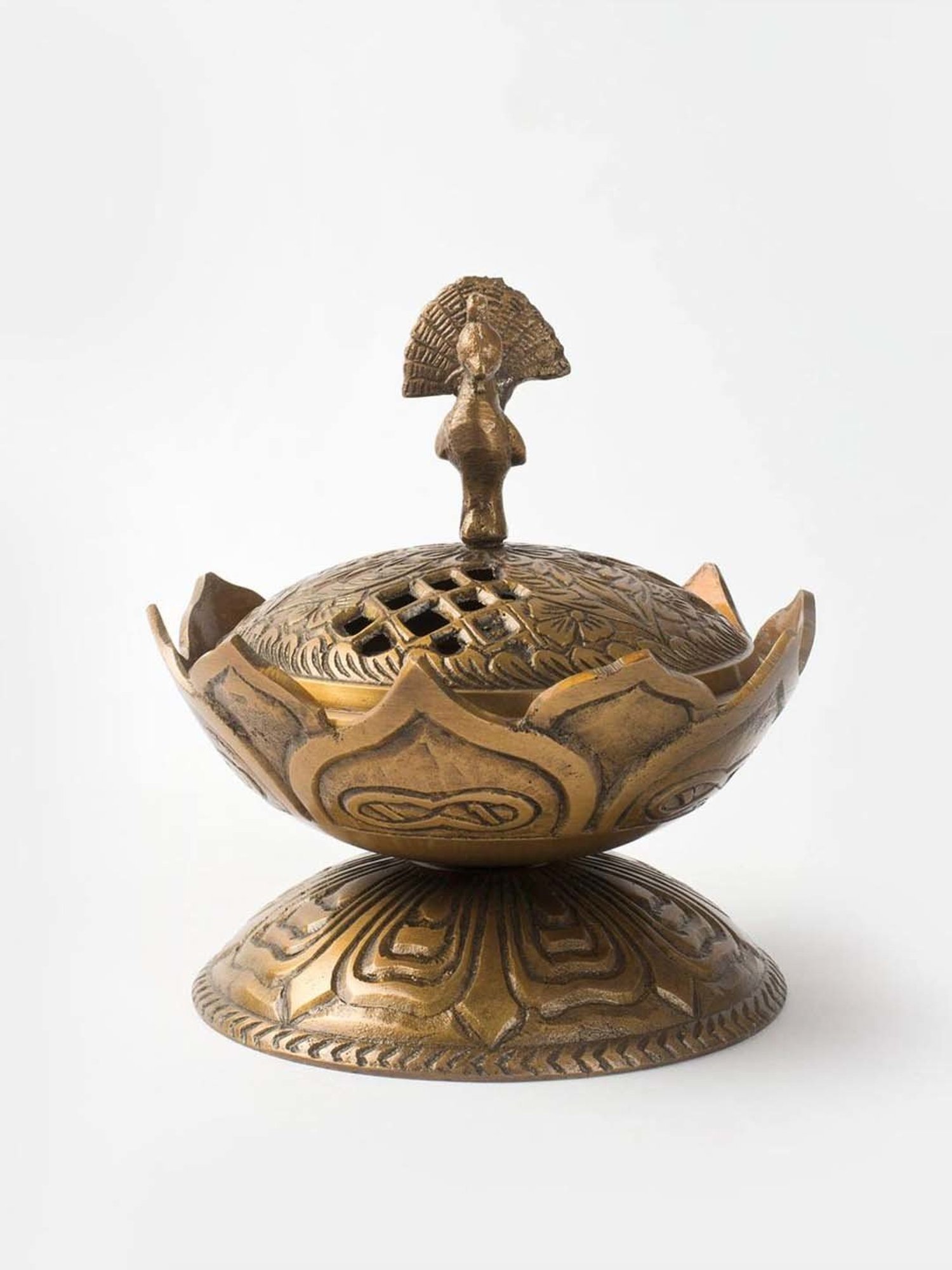 Fabindia Home Mehnoor Golden Metal Dhuna