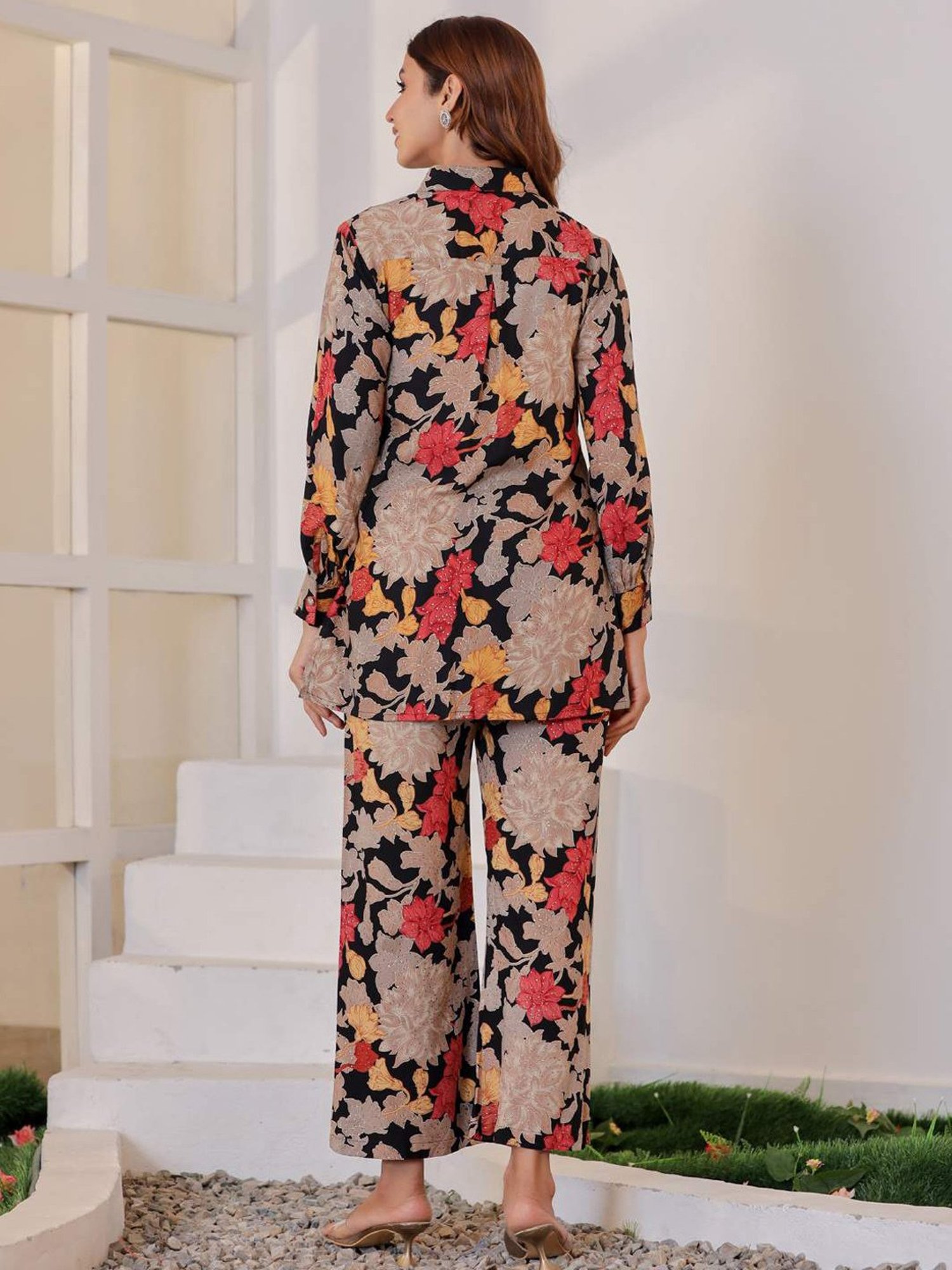 READIPRINT FASHIONS Black Floral Print Tunic Palazzo Set