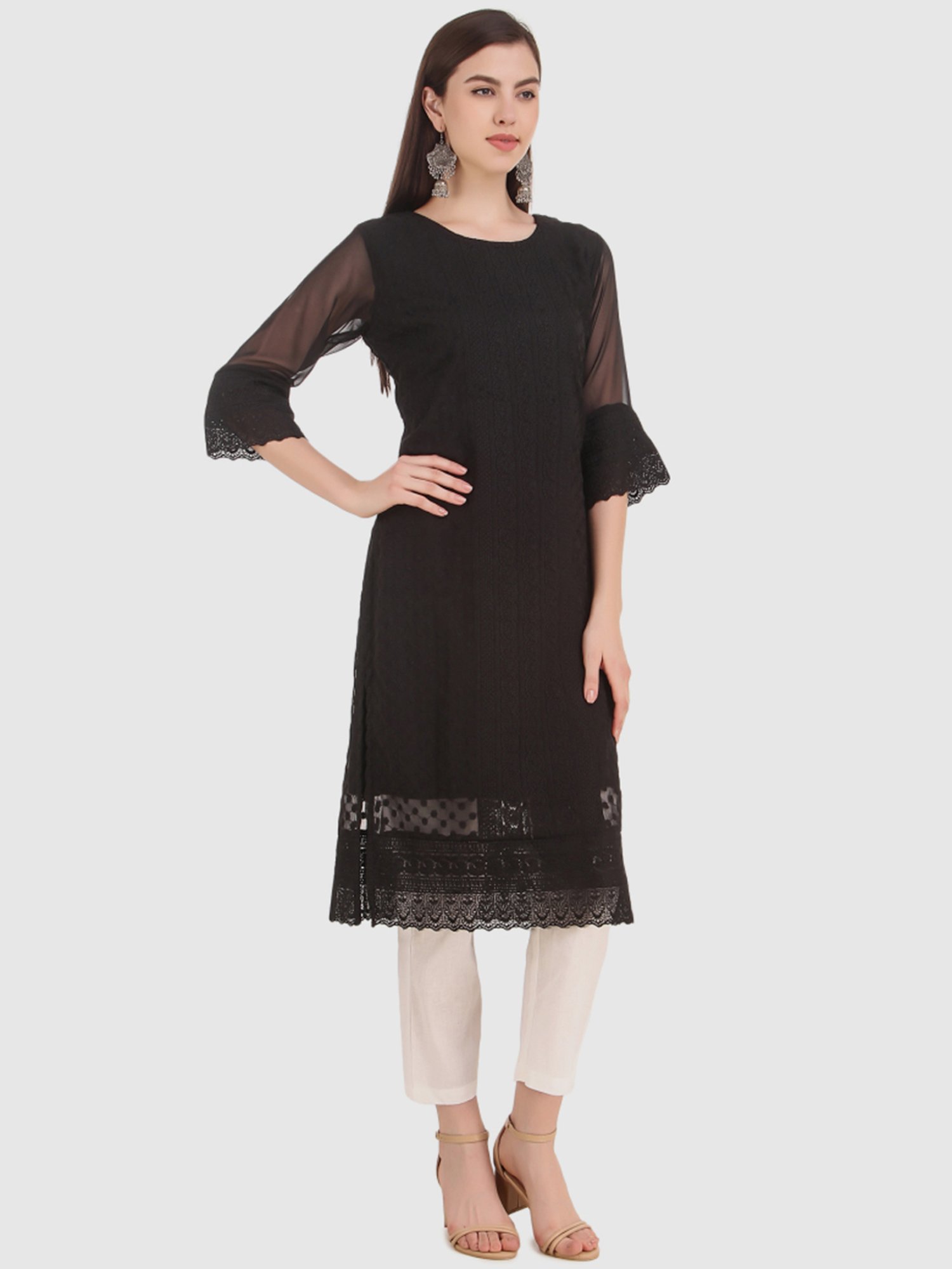 SWAGG INDIA Black Embroidered Straight Kurta